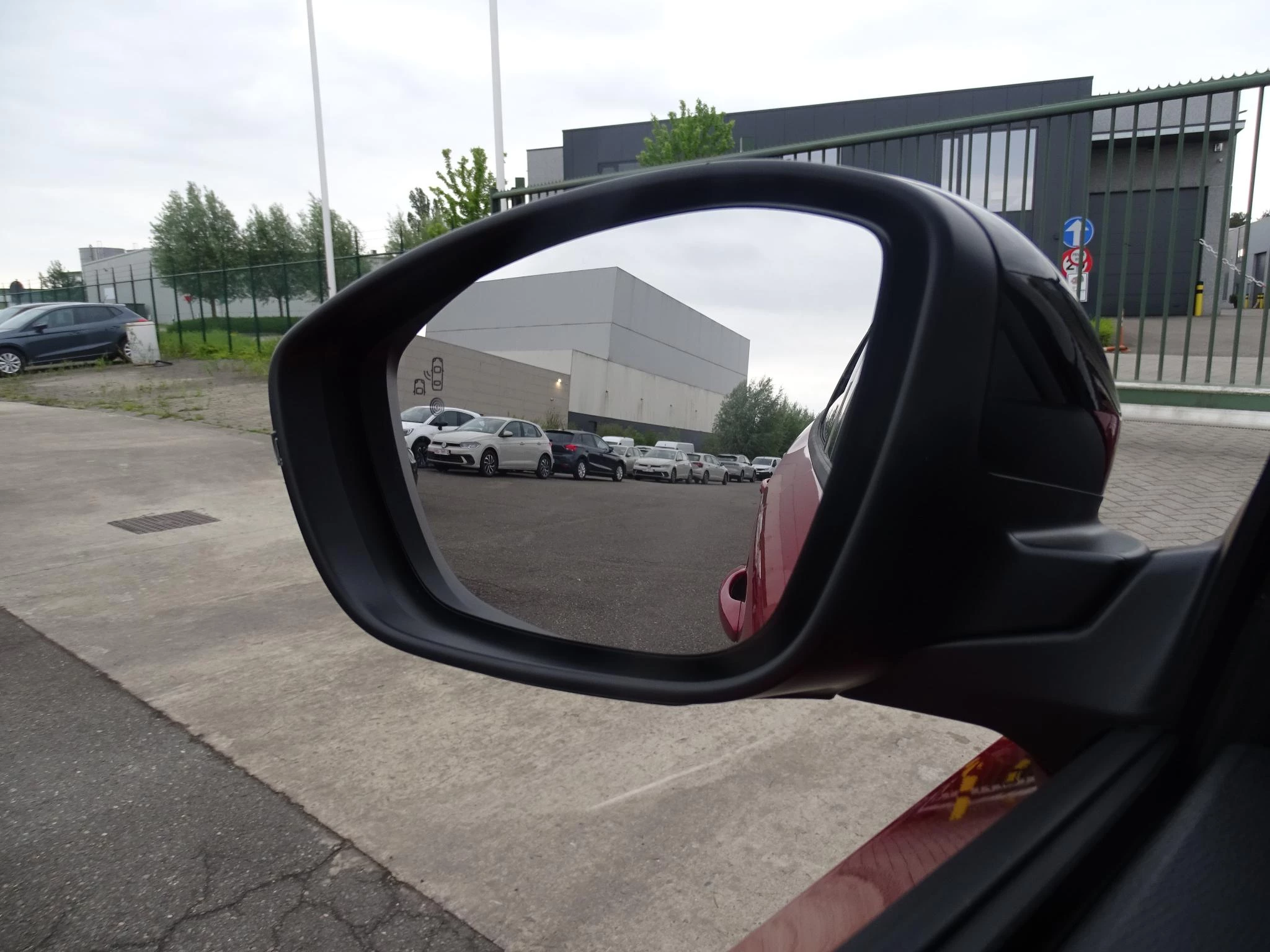 Peugeot 2008 1.2 HYBRID 145 e-DSC6 GT