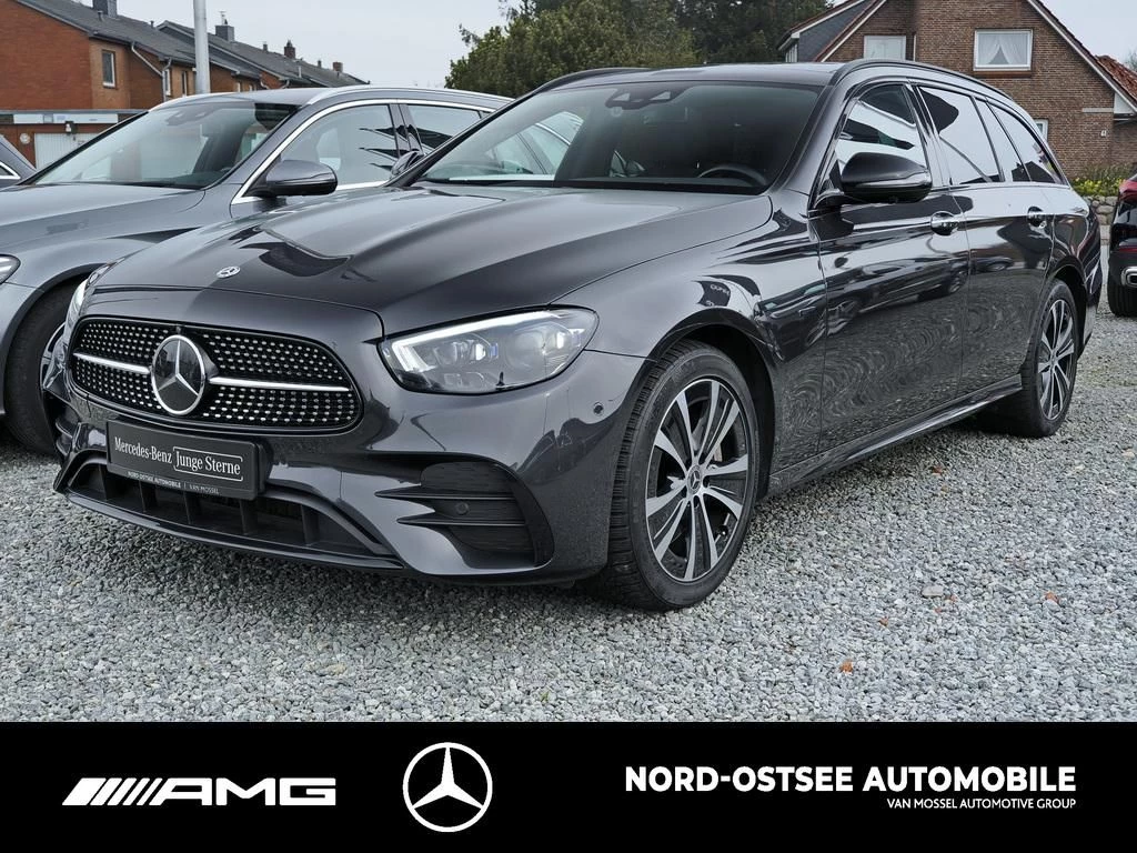Mercedes-Benz E-Klasse 300 T de AMG PANO 360° AHK BURMESTER NIGHT AMG LineW213 E 300 T de AMG PANO 360° AHK BURMESTER NIGHT AMG Line