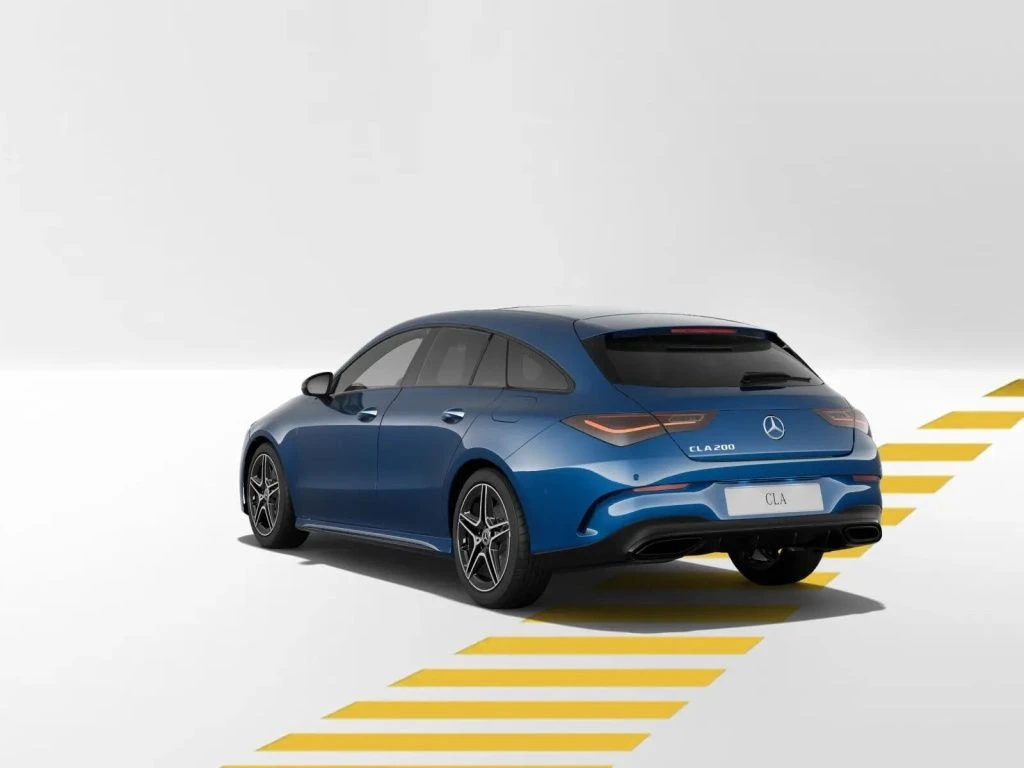 Mercedes-Benz-CLA 200-image-4