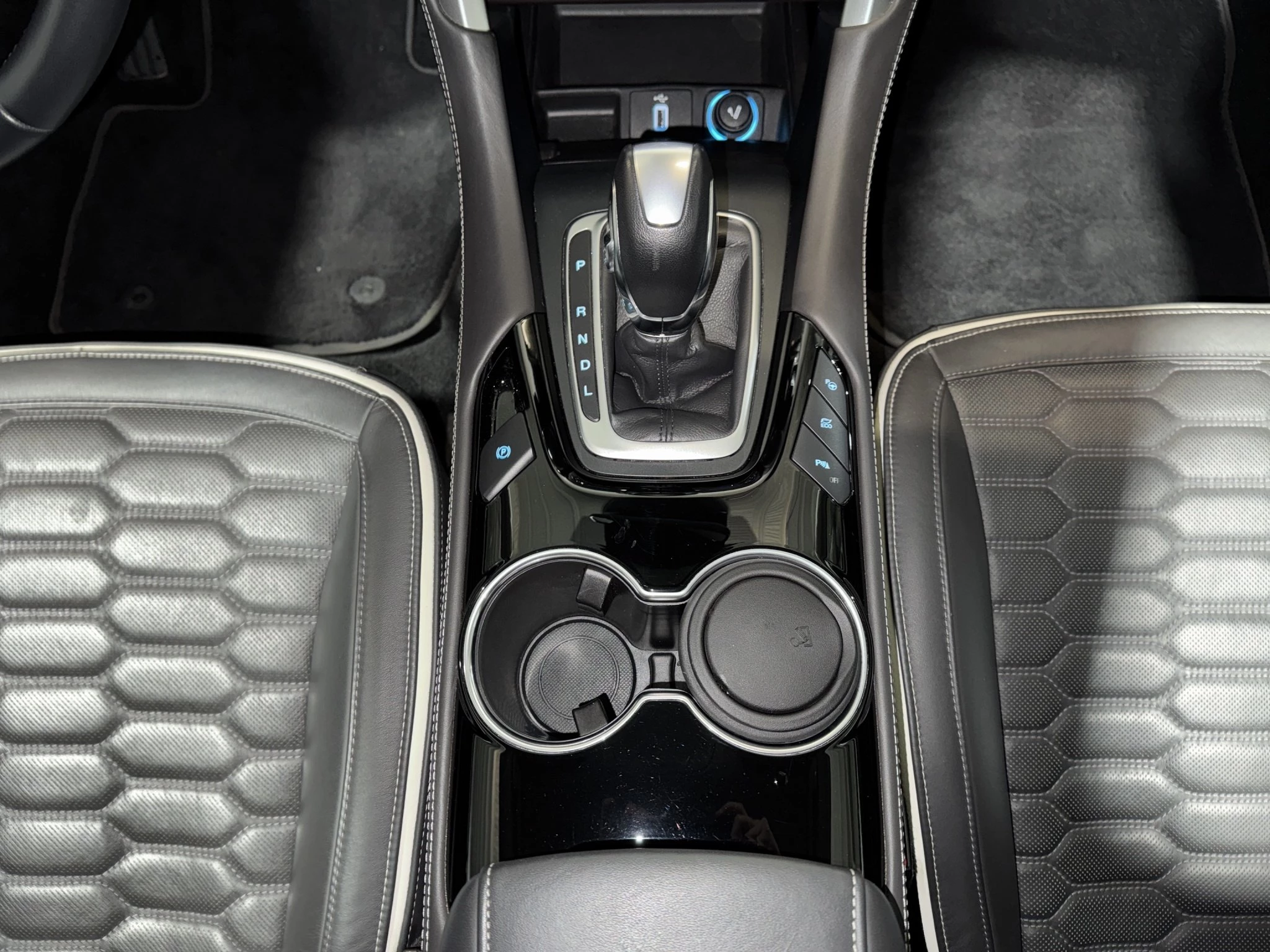 Ford Mondeo 2.0 Hybrid Vignale | AHK | SONY | ACC | LED | Leder