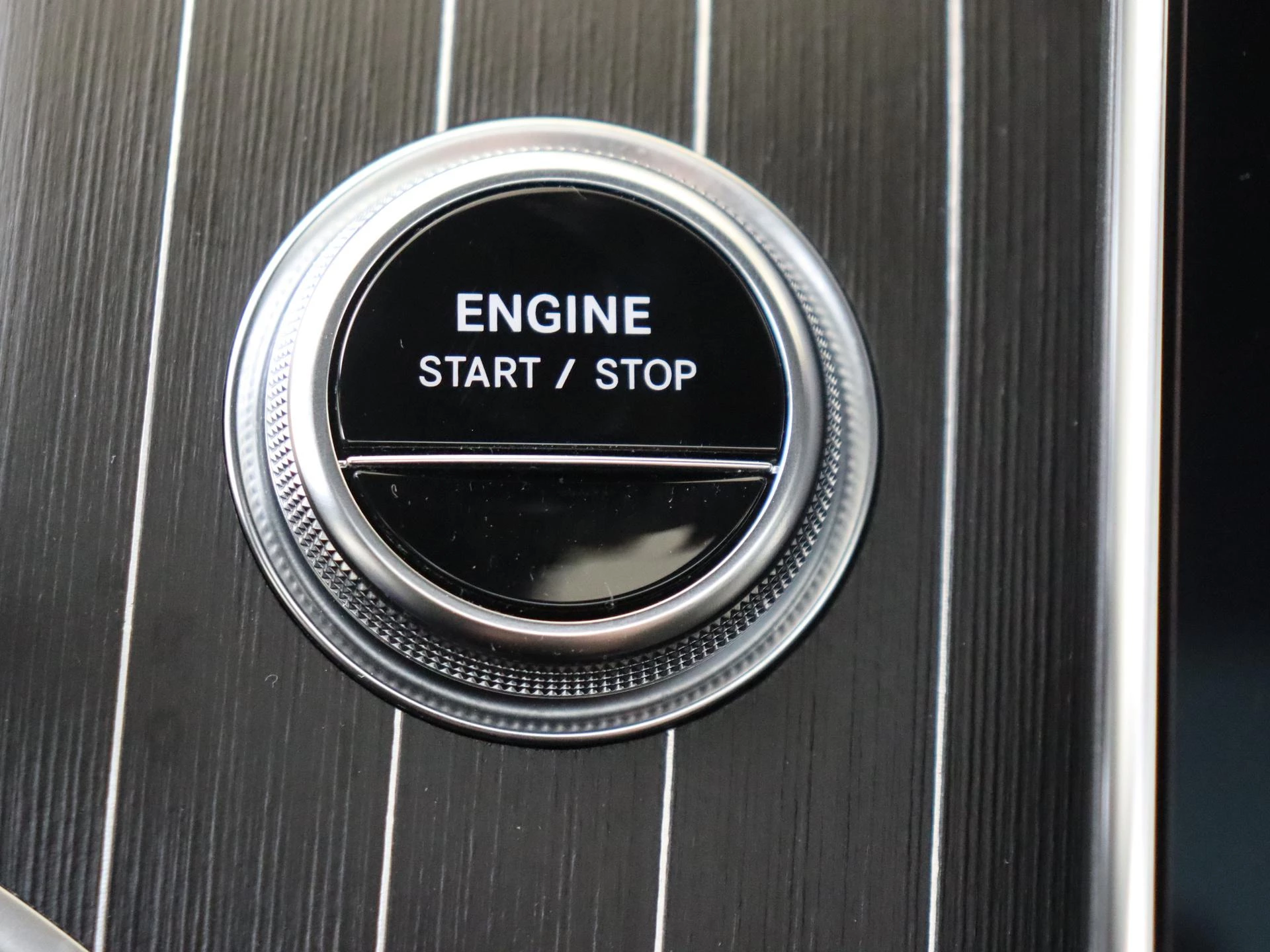 Mercedes-Benz-GLC-image-24