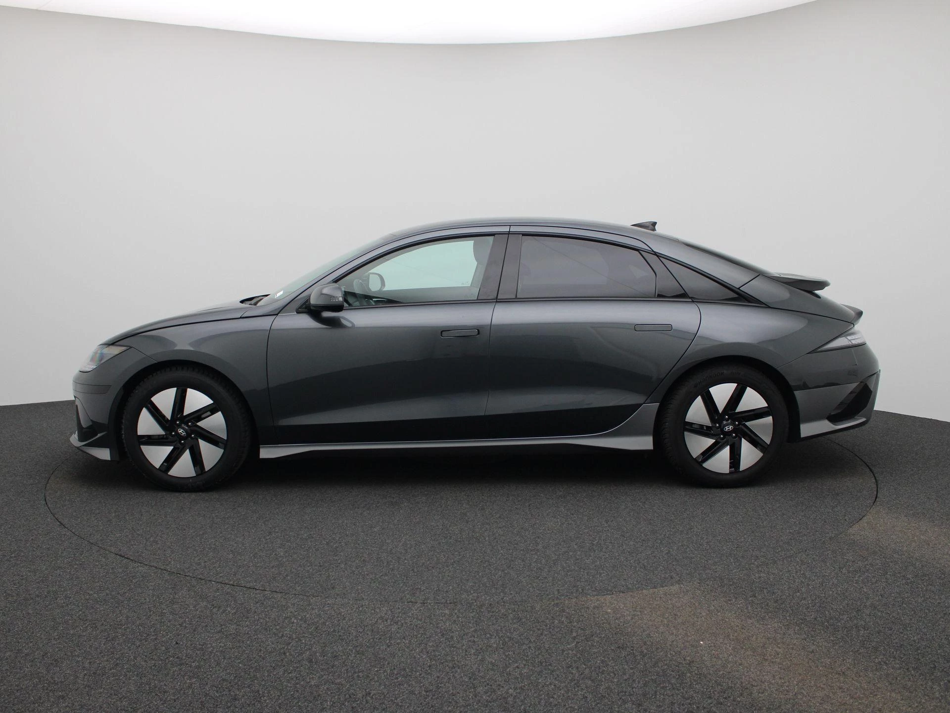 Hyundai IONIQ 6 53 kWh Core Plus