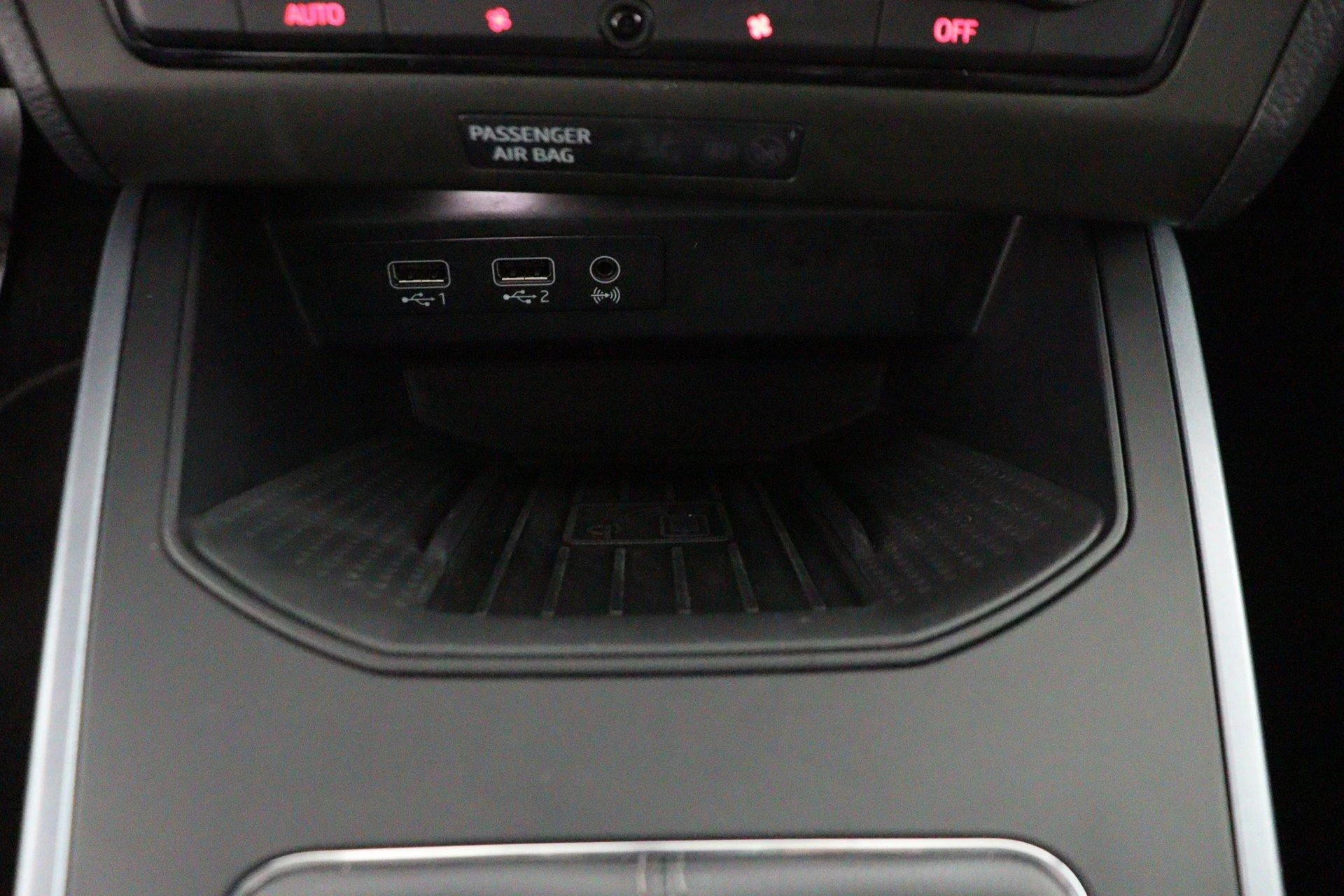 SEAT-Arona-image-47