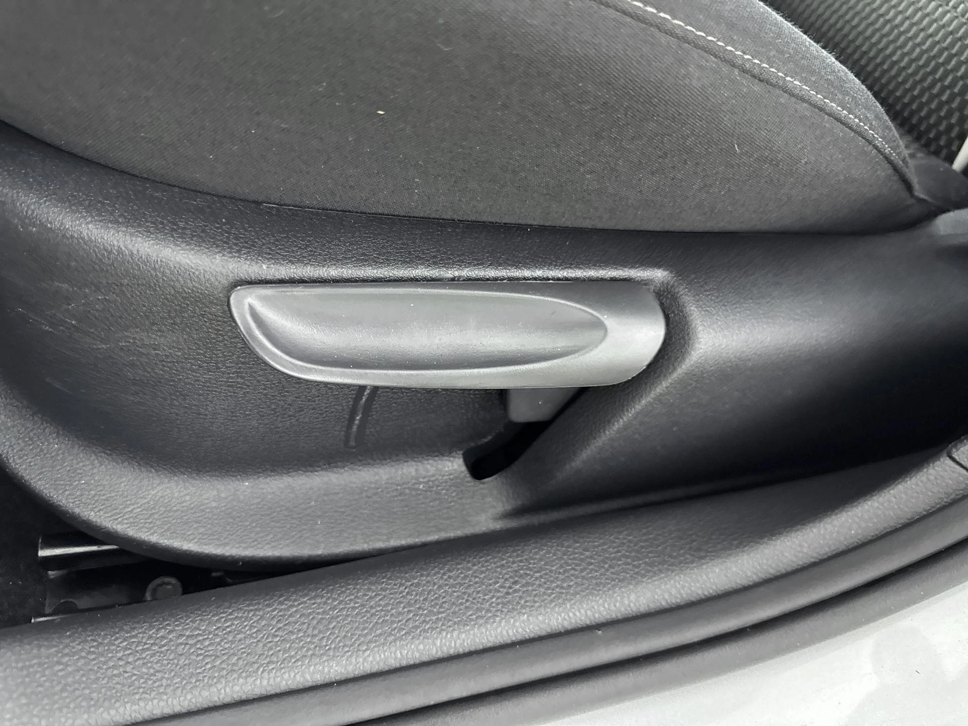 Volkswagen-Polo-image-17