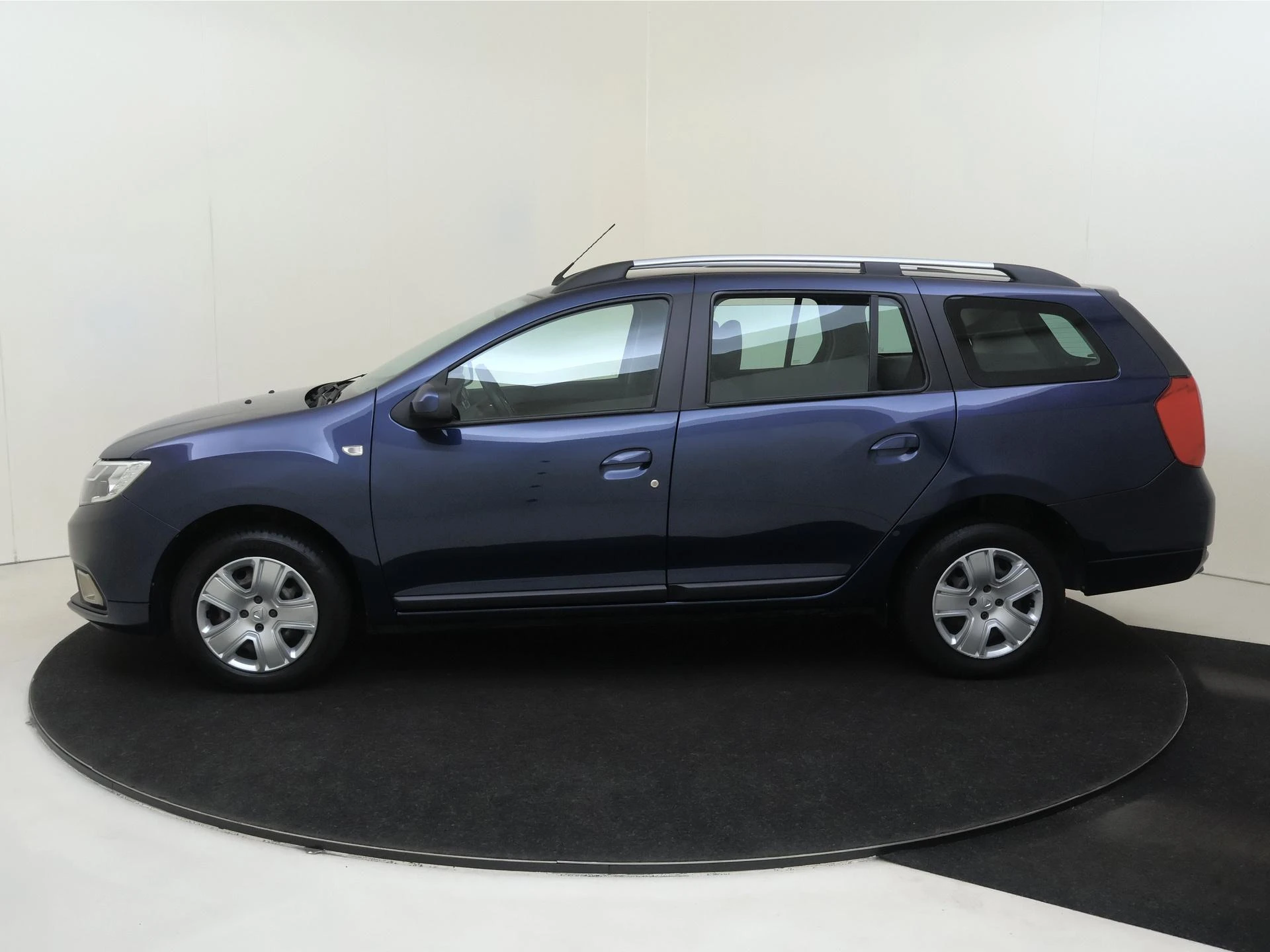 Dacia-Logan-image-7
