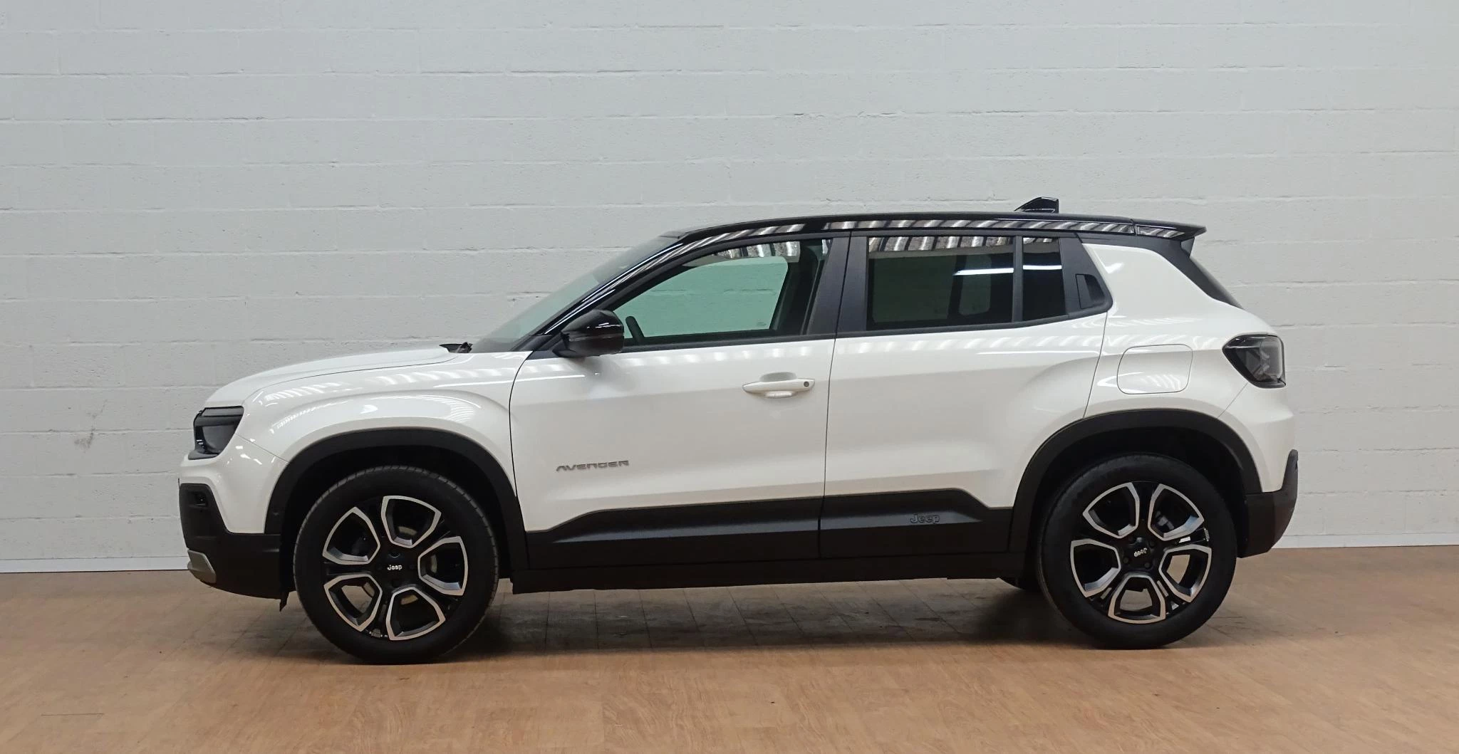 Jeep Avenger 1.2T Summit