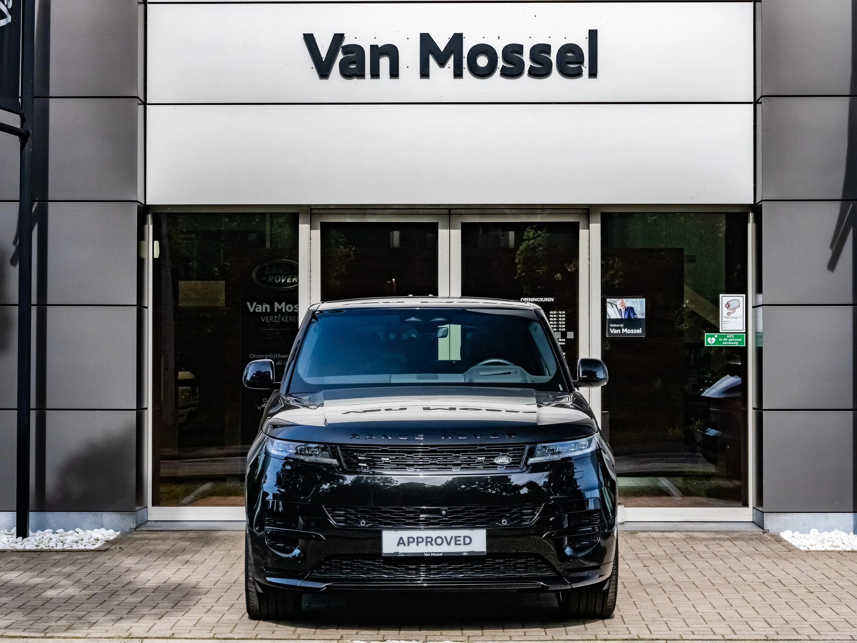 Land Rover Range Rover Sport P460e Dynamic Edition