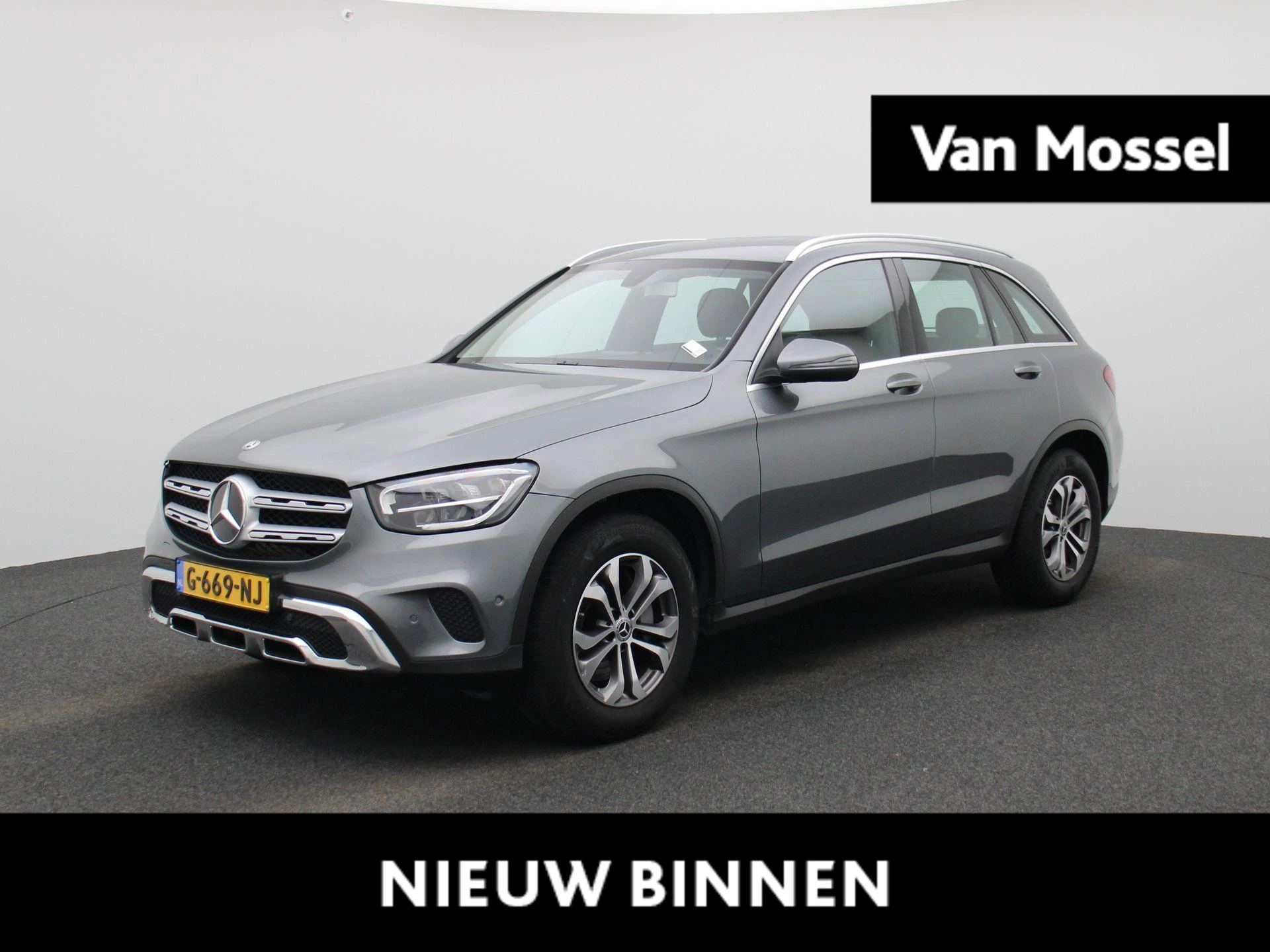 Mercedes-Benz-GLC-image-0