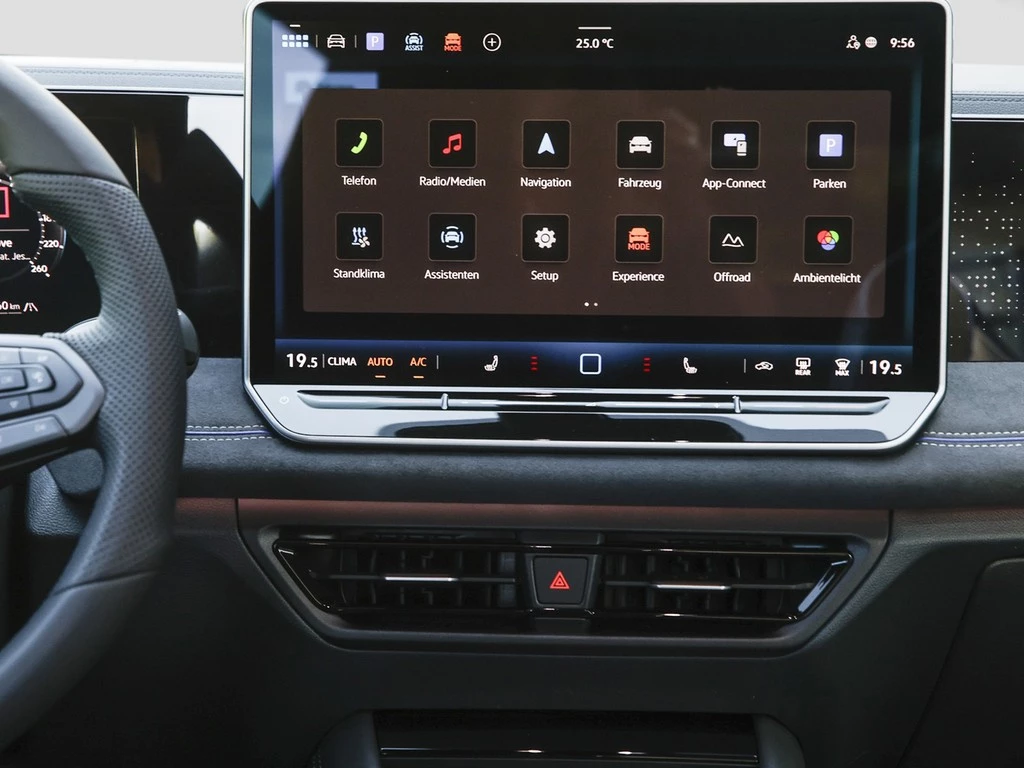 Volkswagen-Tiguan-image-11