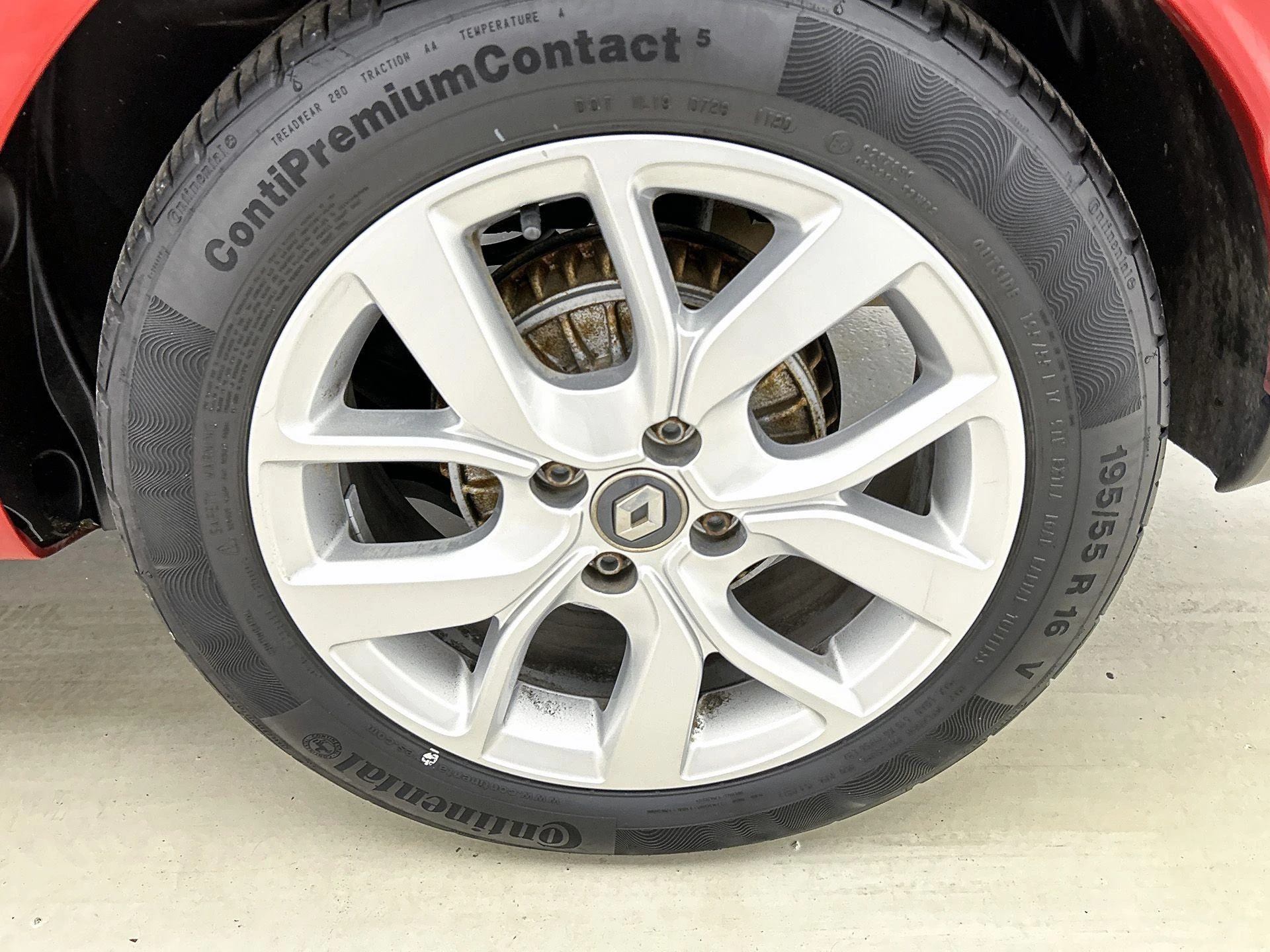 Renault-Clio-image-30