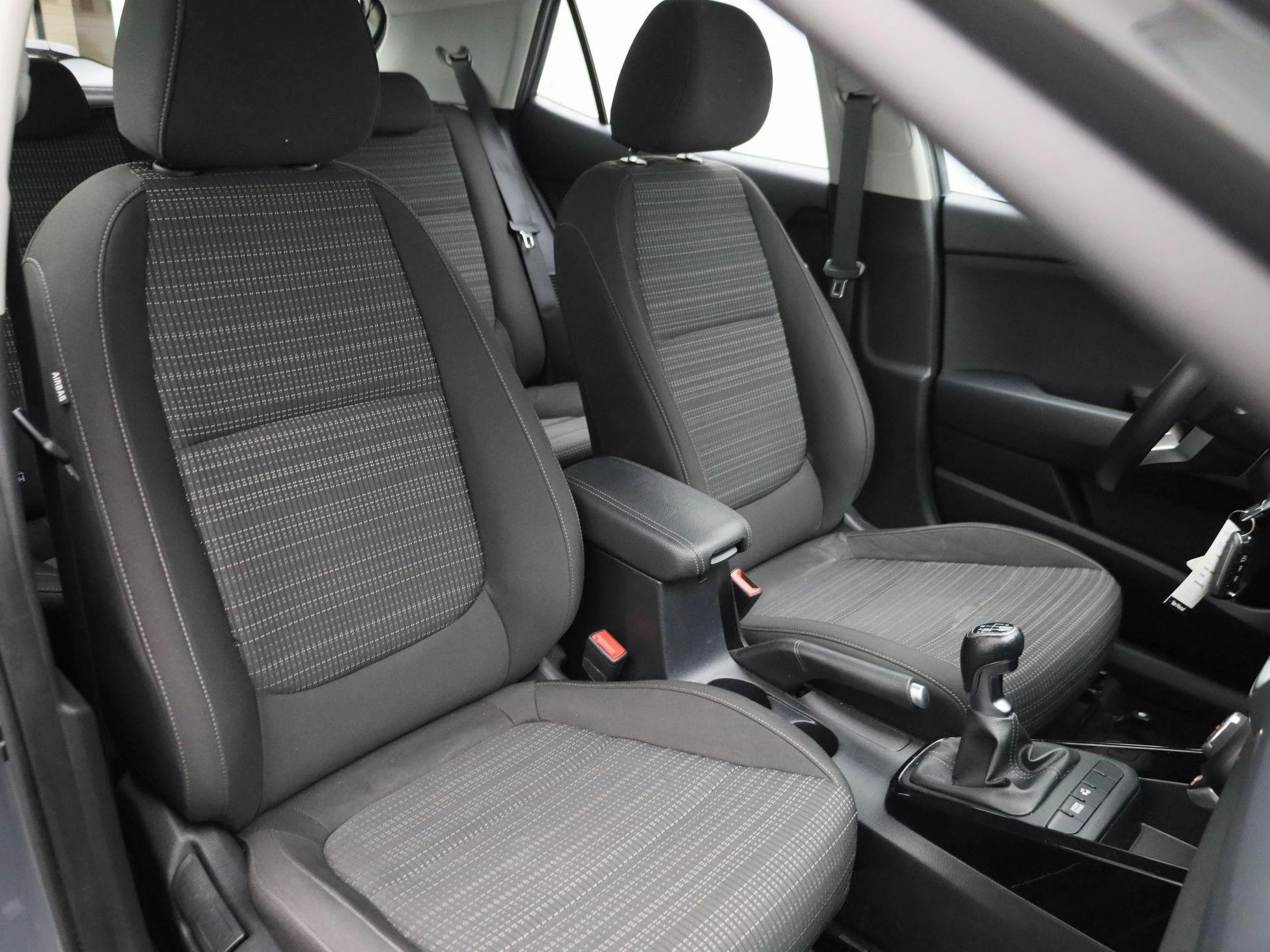 Kia-Stonic-image-34