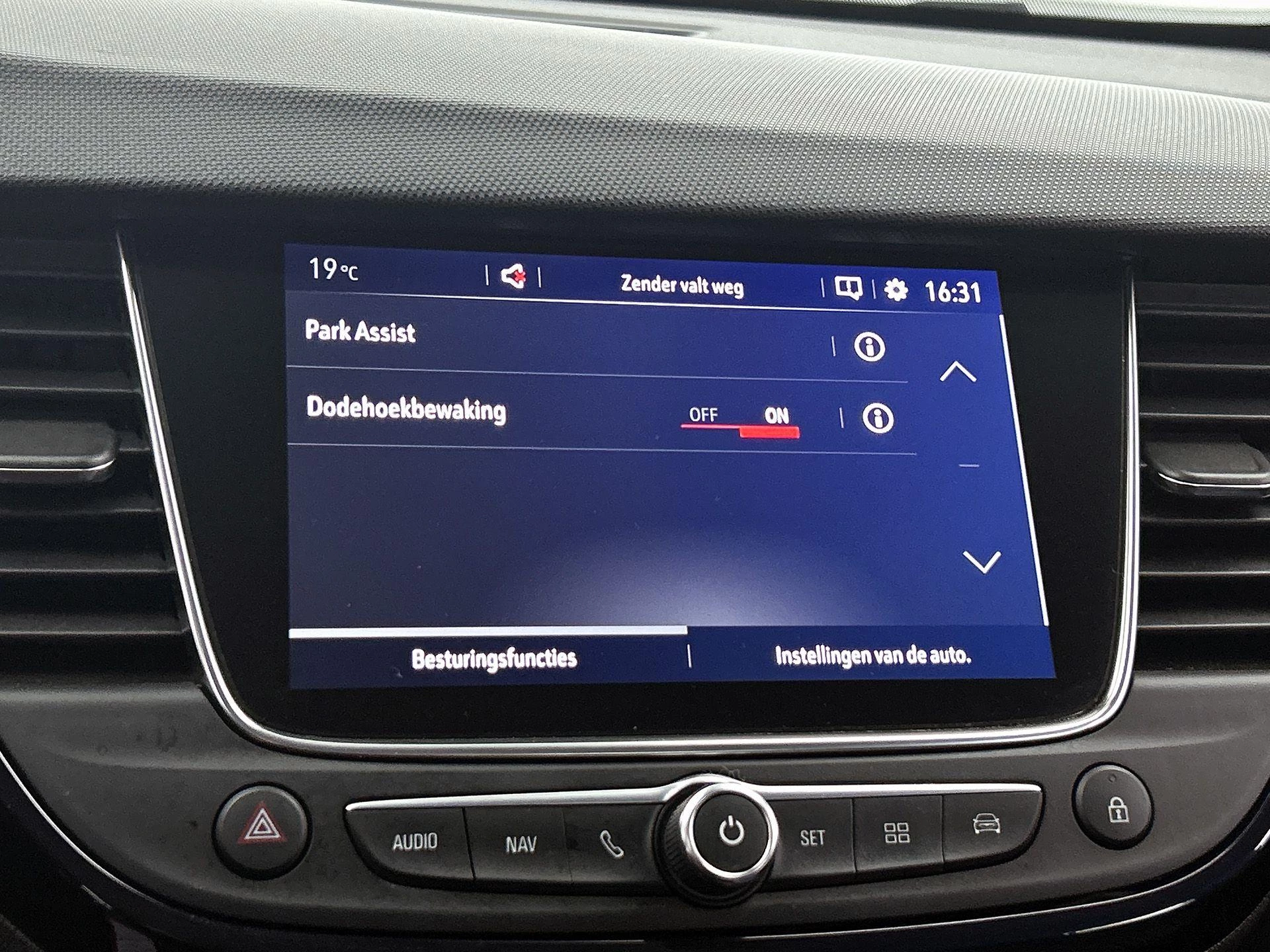Opel Crossland X 1.2 Turbo Innovation