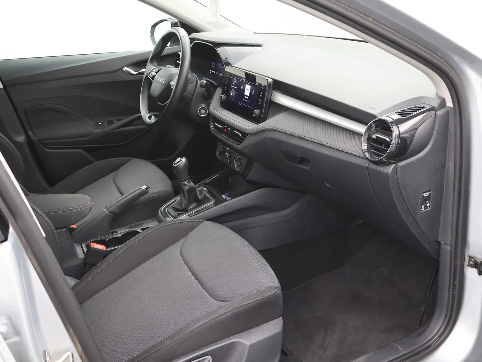 Škoda Fabia Fabia 1.0i Selection *APP CONNECT*PDC*ZETELVERWARMING*DIGITAL DASHBOARD*...