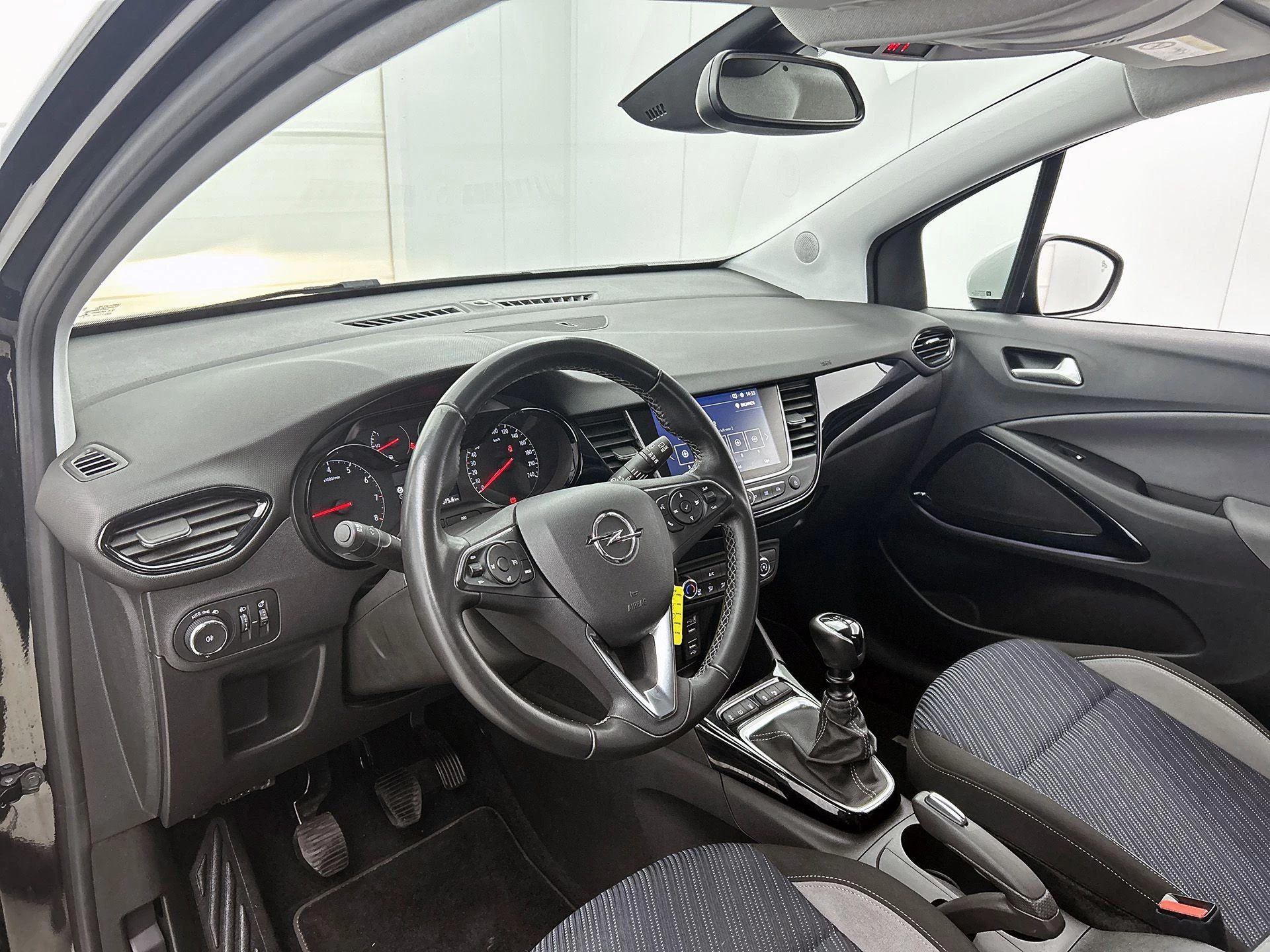 Opel-Crossland X-image-19