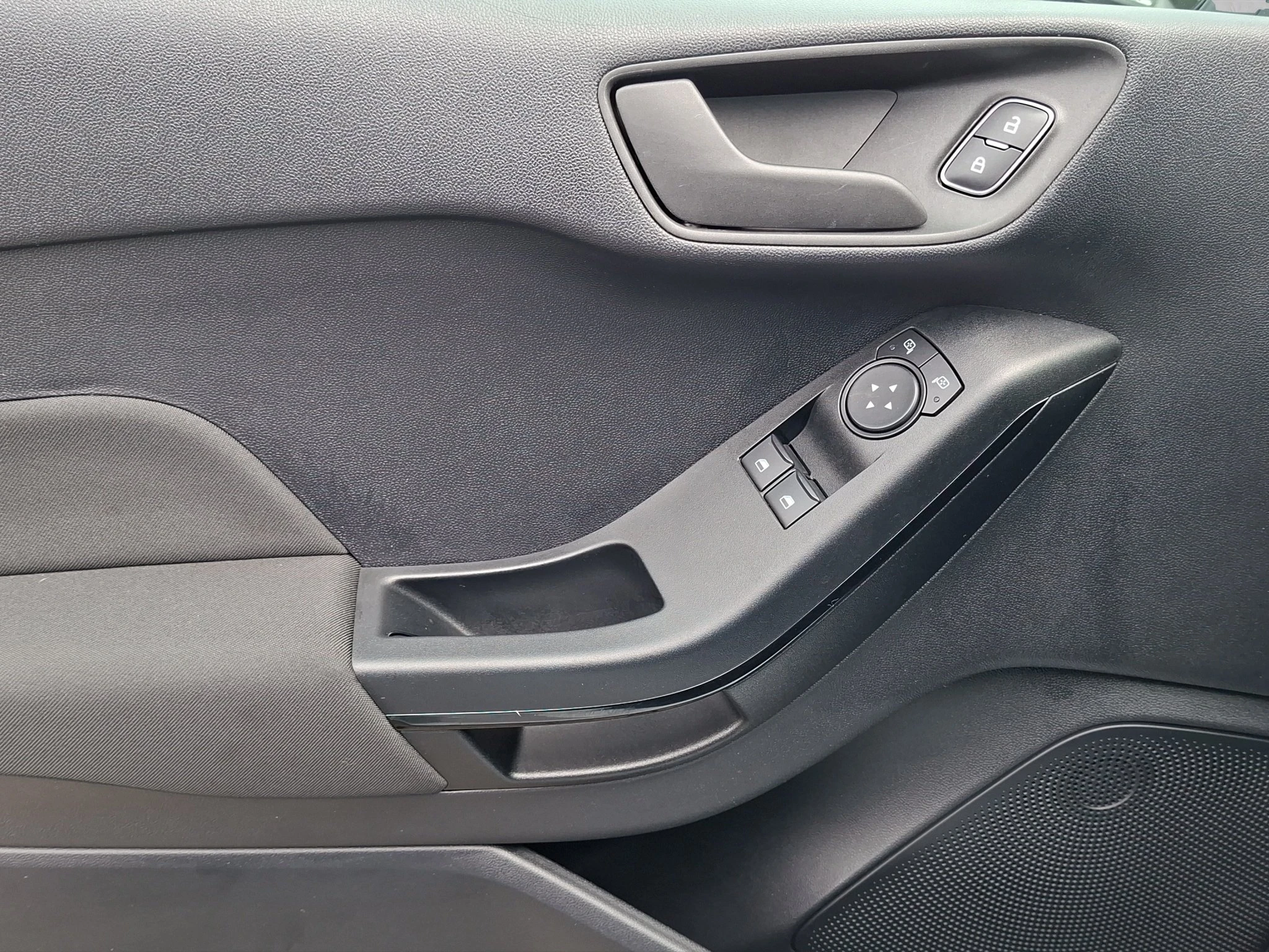 Ford-Fiesta-image-14