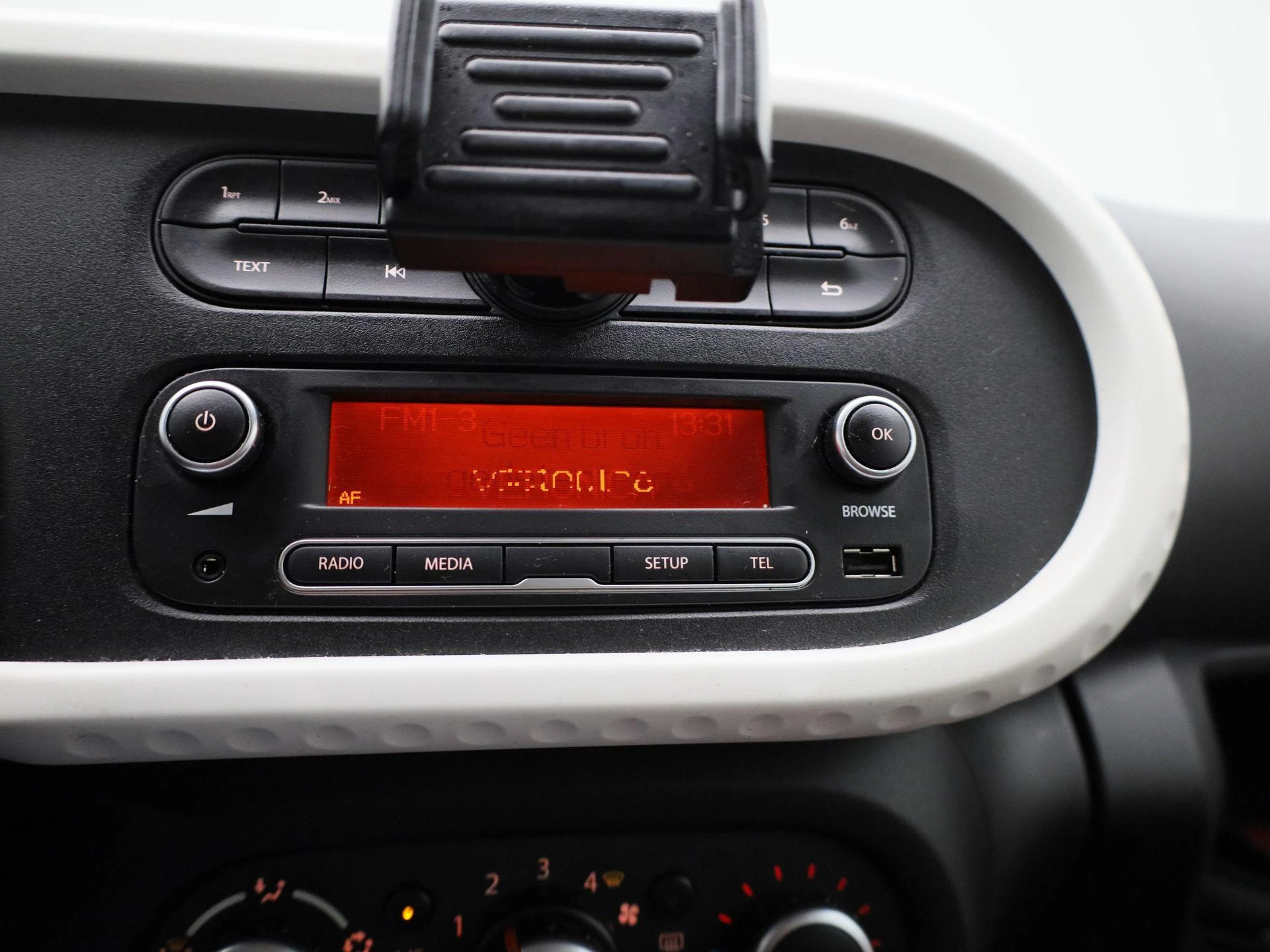 Renault-Twingo-image-15