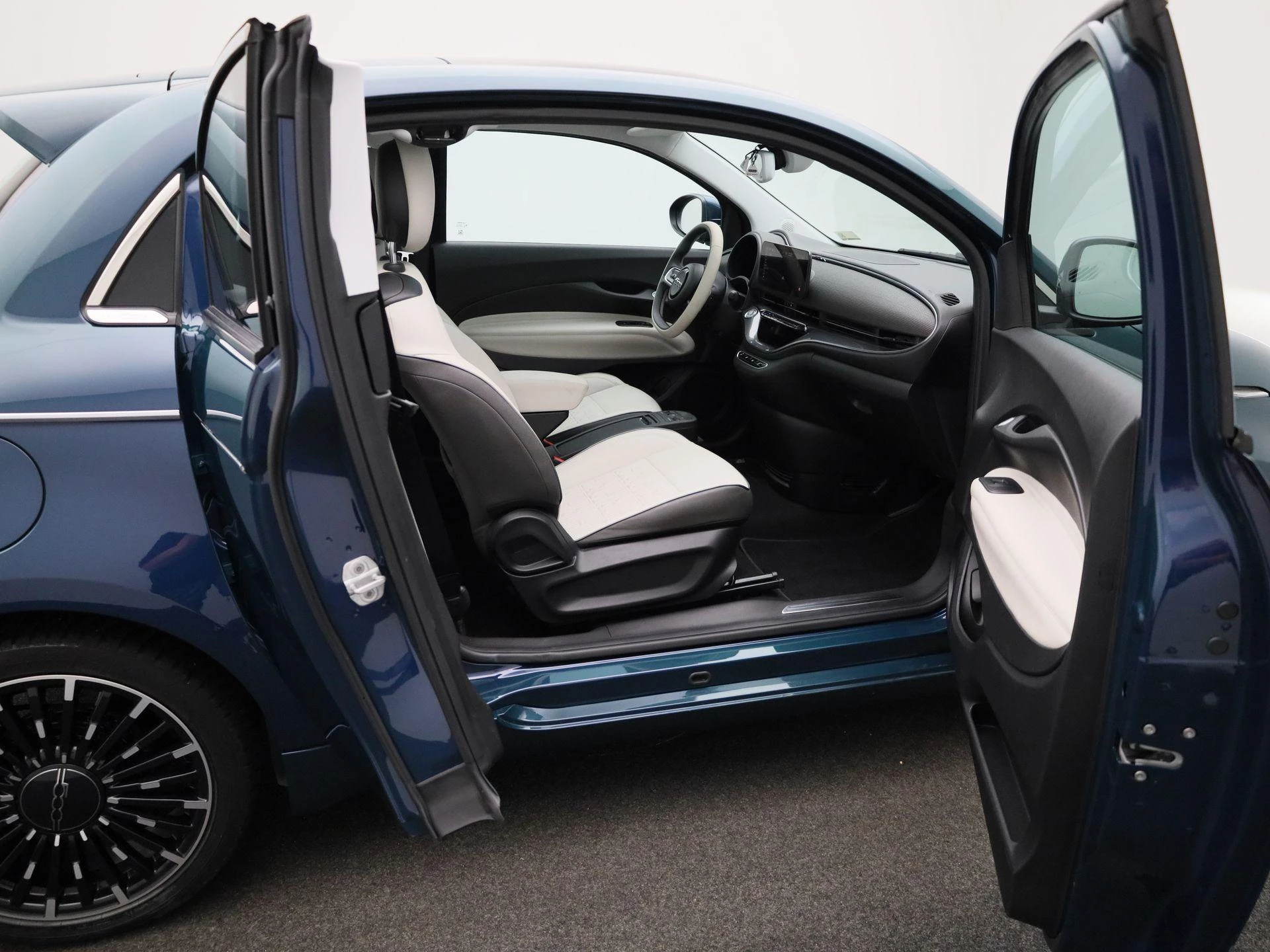 Fiat 500 500e 42 kWh La Prima