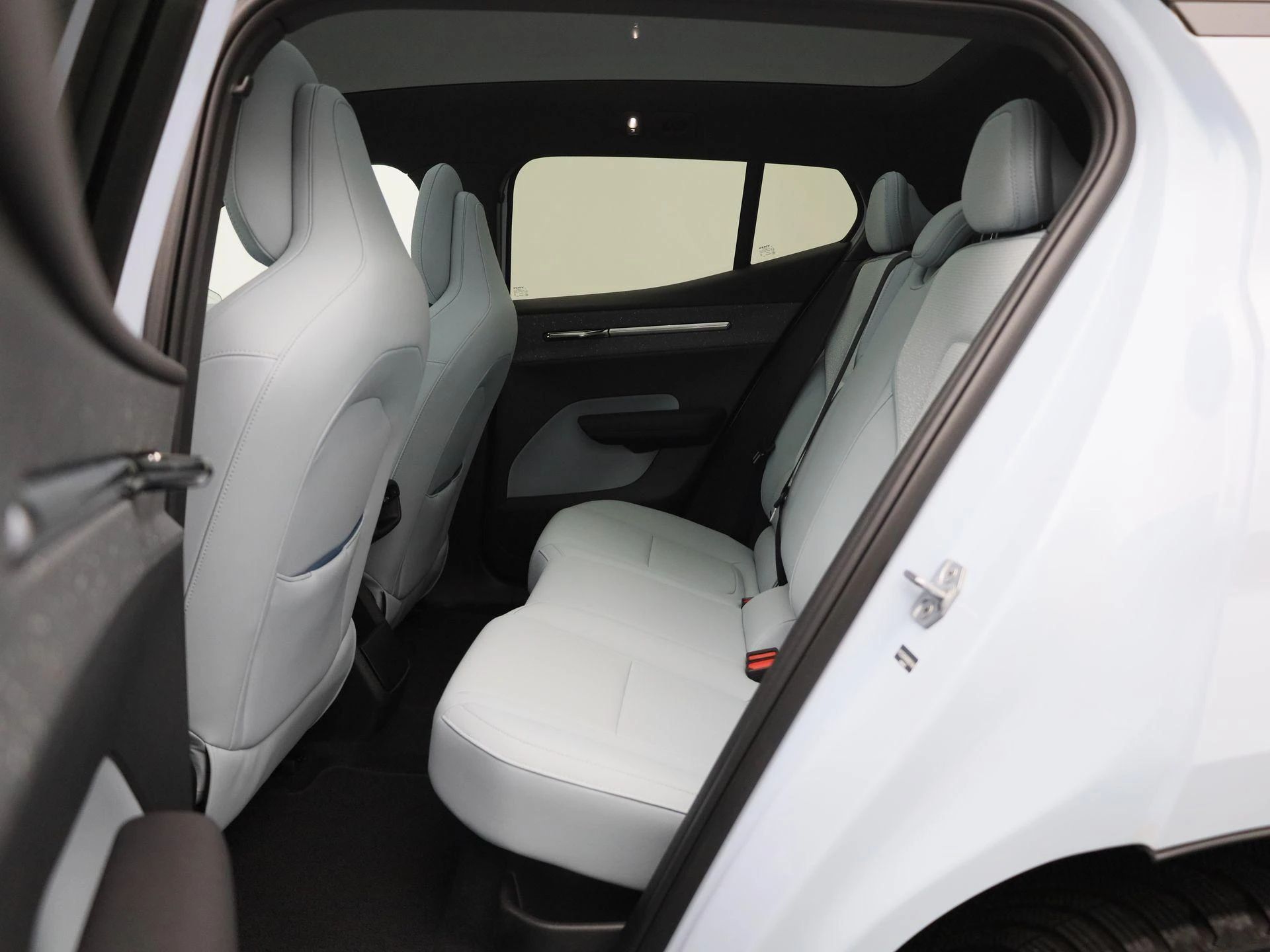 Volvo-EX30-image-10