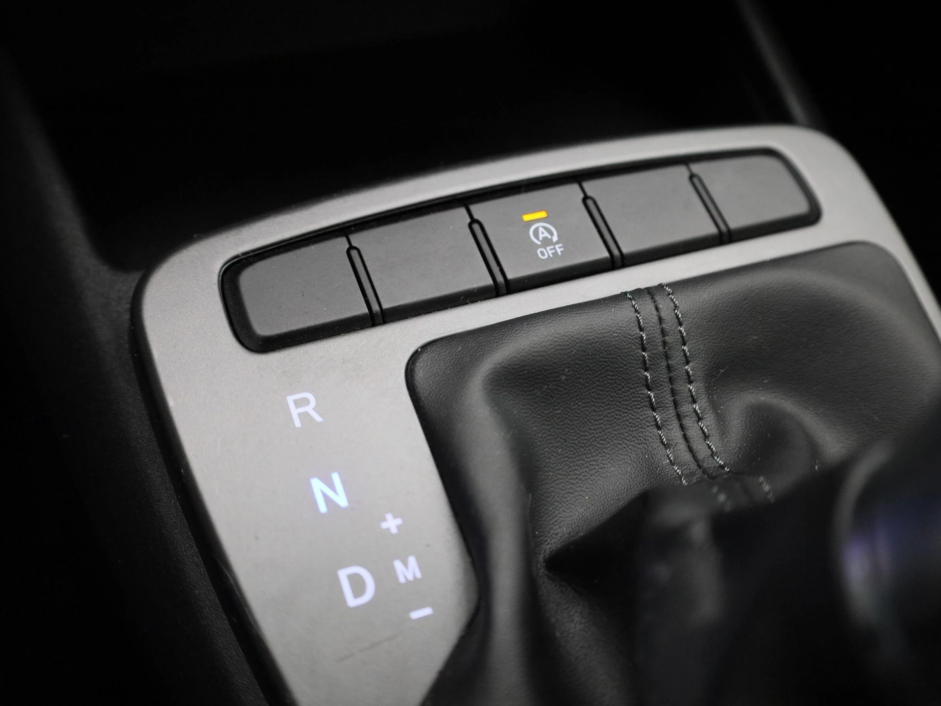 Hyundai-i10-image-23