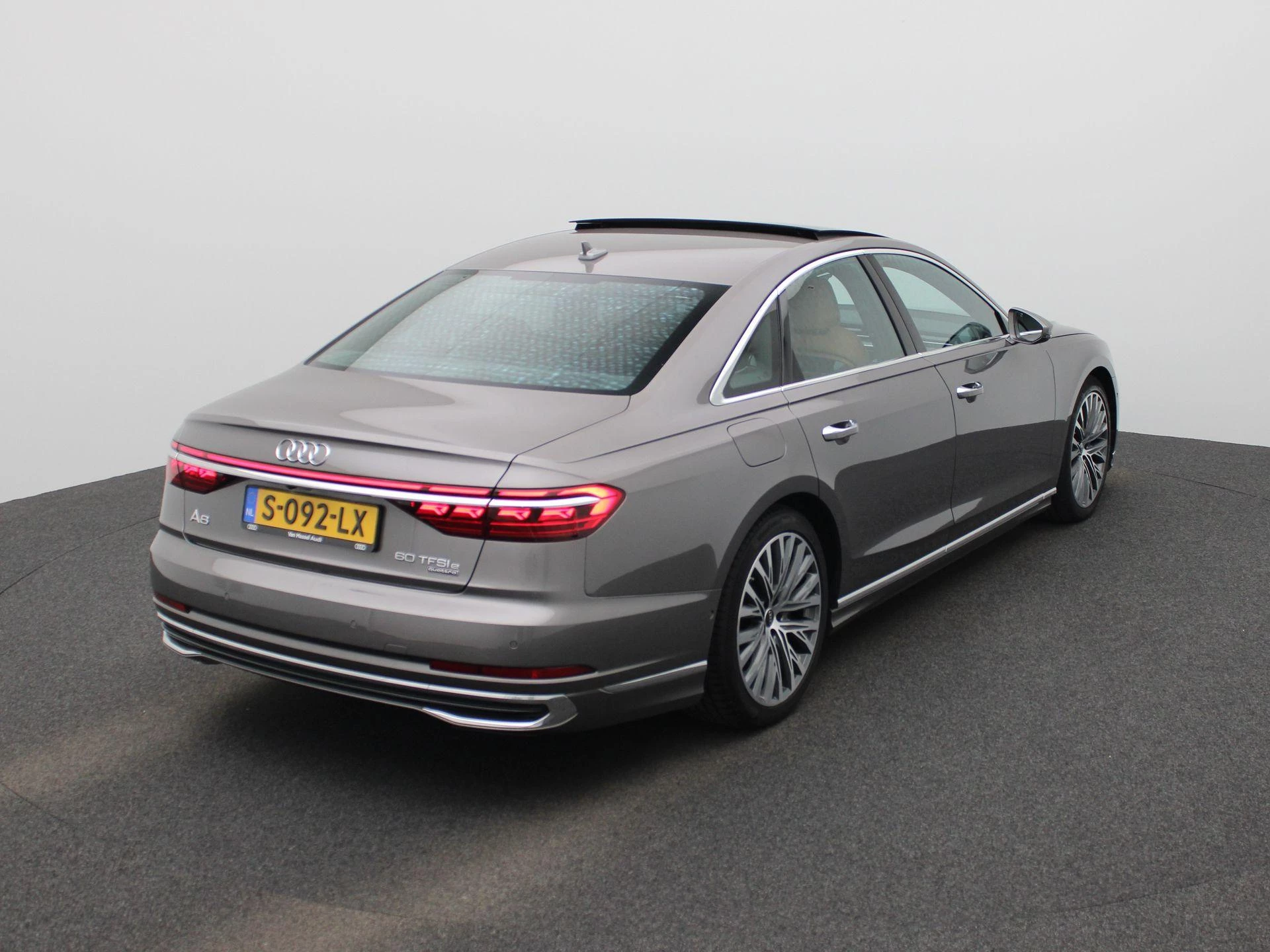 Audi A8 60 TFSI e quattro
