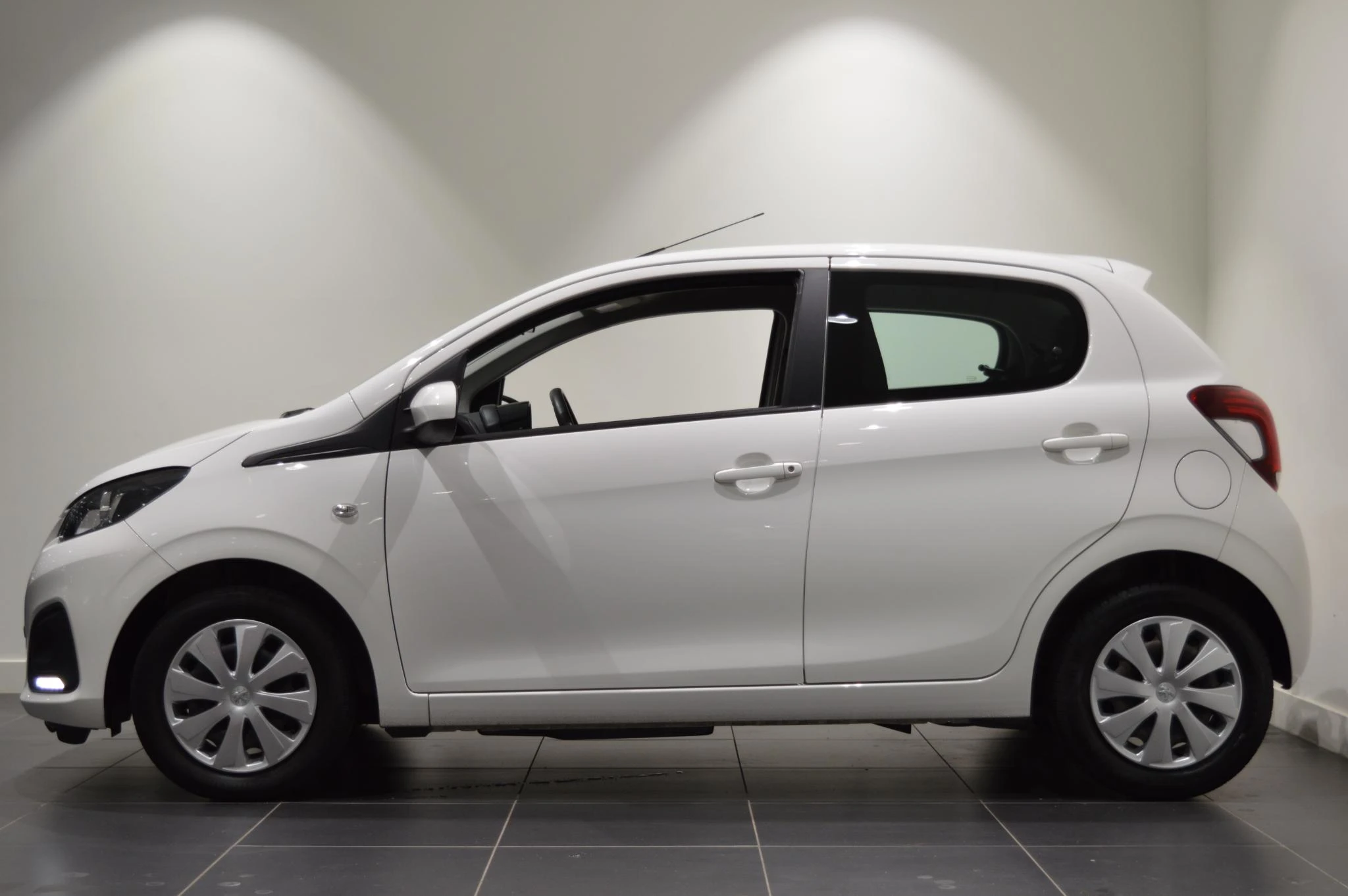 Peugeot-108-image-3