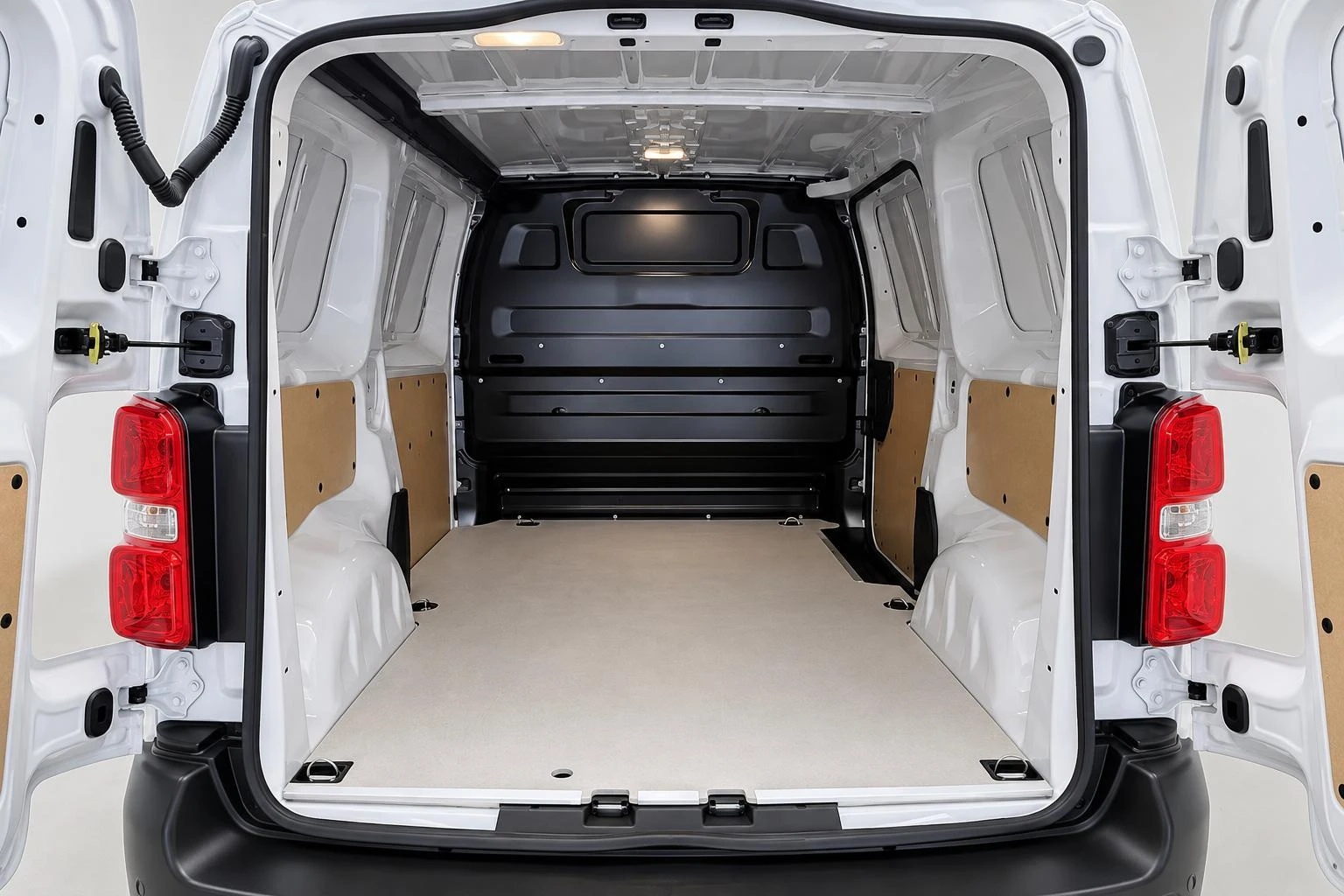 Opel-Vivaro-image-10
