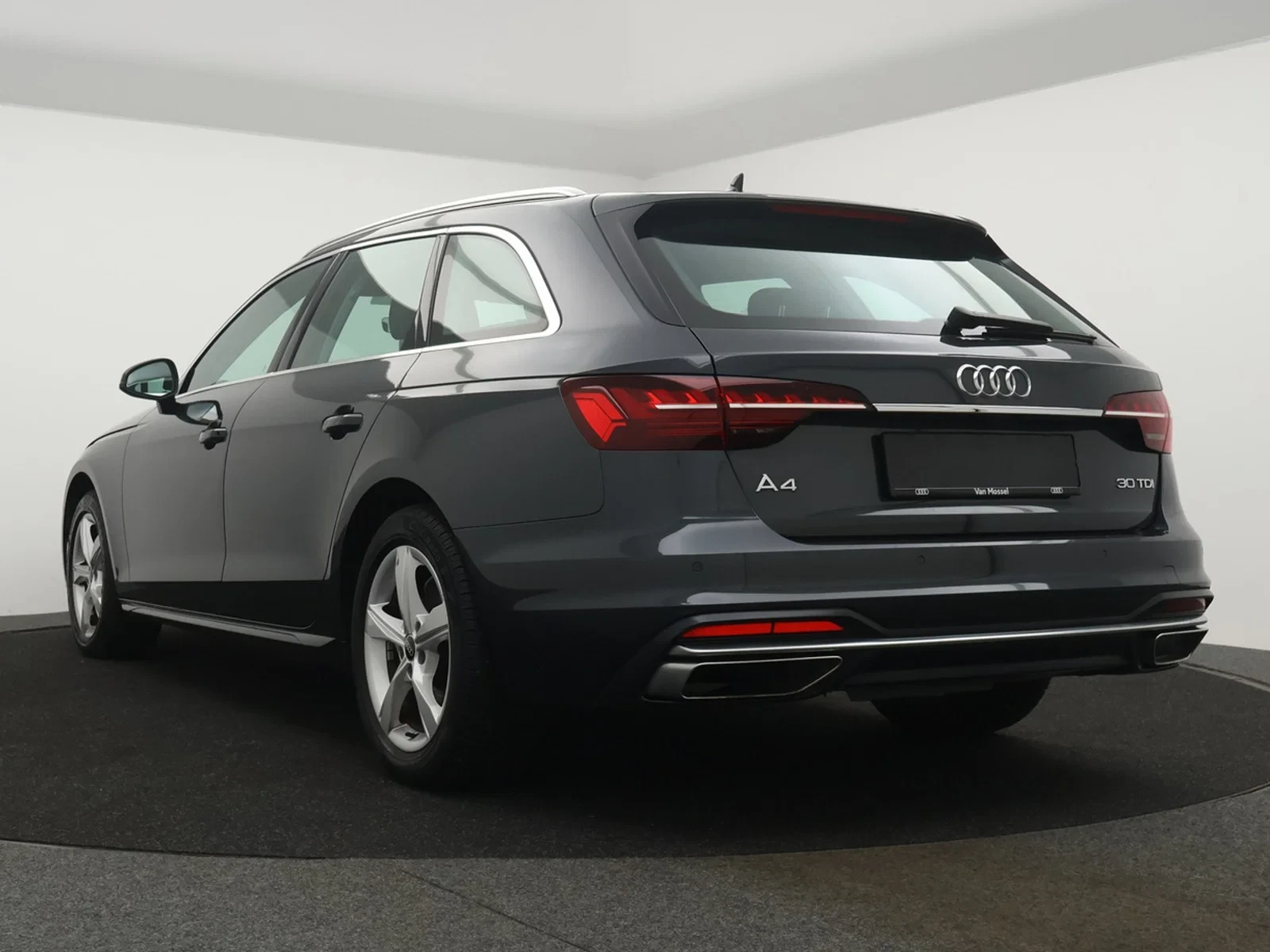Audi A4 Avant Audi A4 Avant Business Edition Advanced 30TDI 136PK *AUTOMAAT*LEDER*CAMERA*PDC*CRUISE*VIRTUAL COCKPI