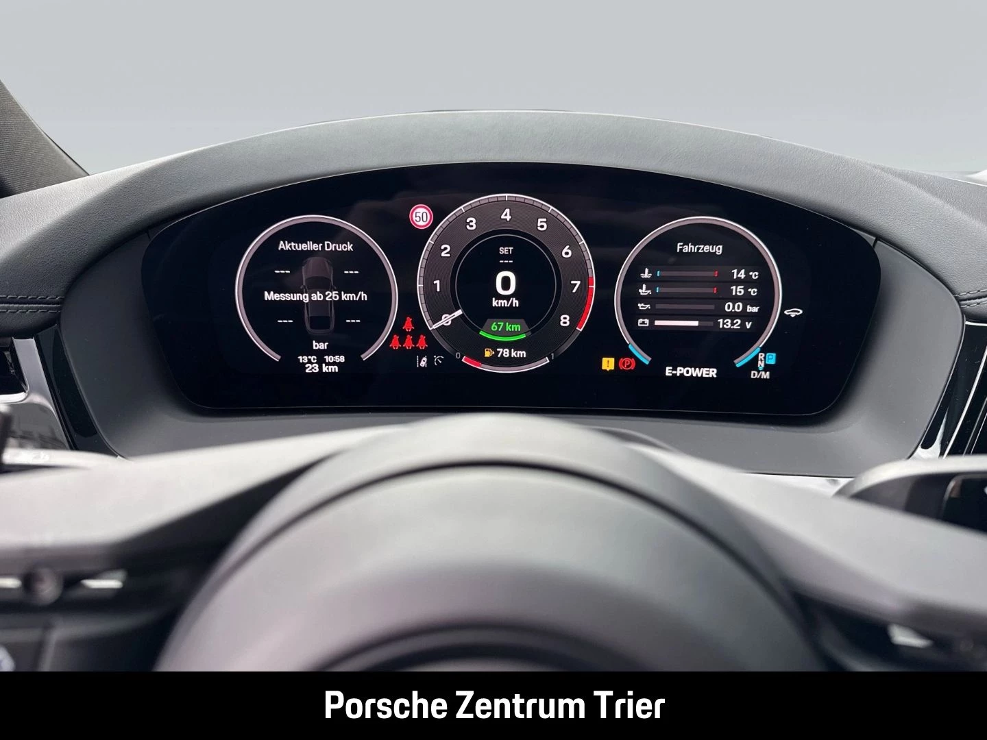 Porsche Panamera 4S E-Hybrid HA-Lenkung InnoDrive HeadUp -