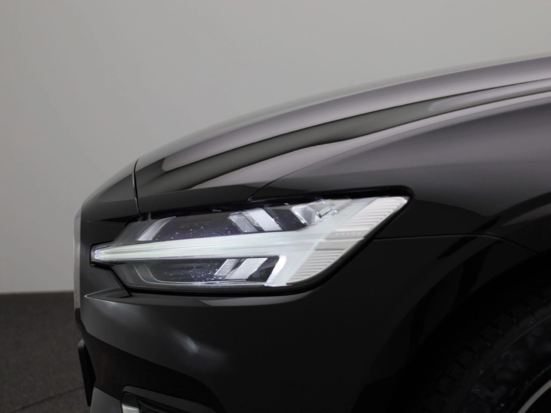 Volvo-V60-image-14