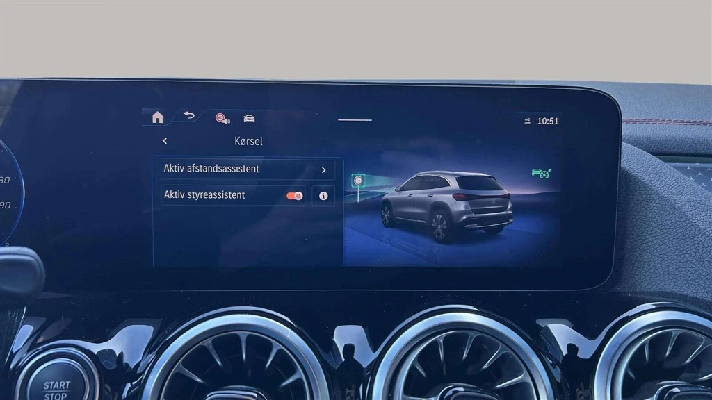 Mercedes-Benz-EQA-image-16