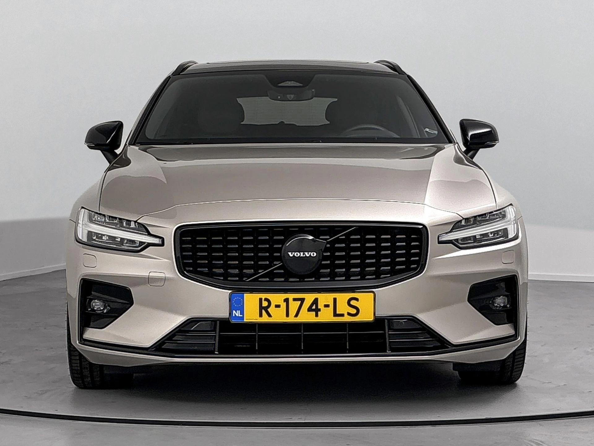 Volvo-V60-image-4