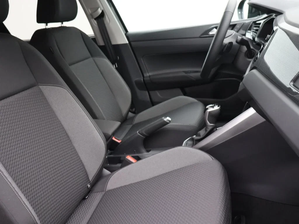 Volkswagen-Taigo-image-7