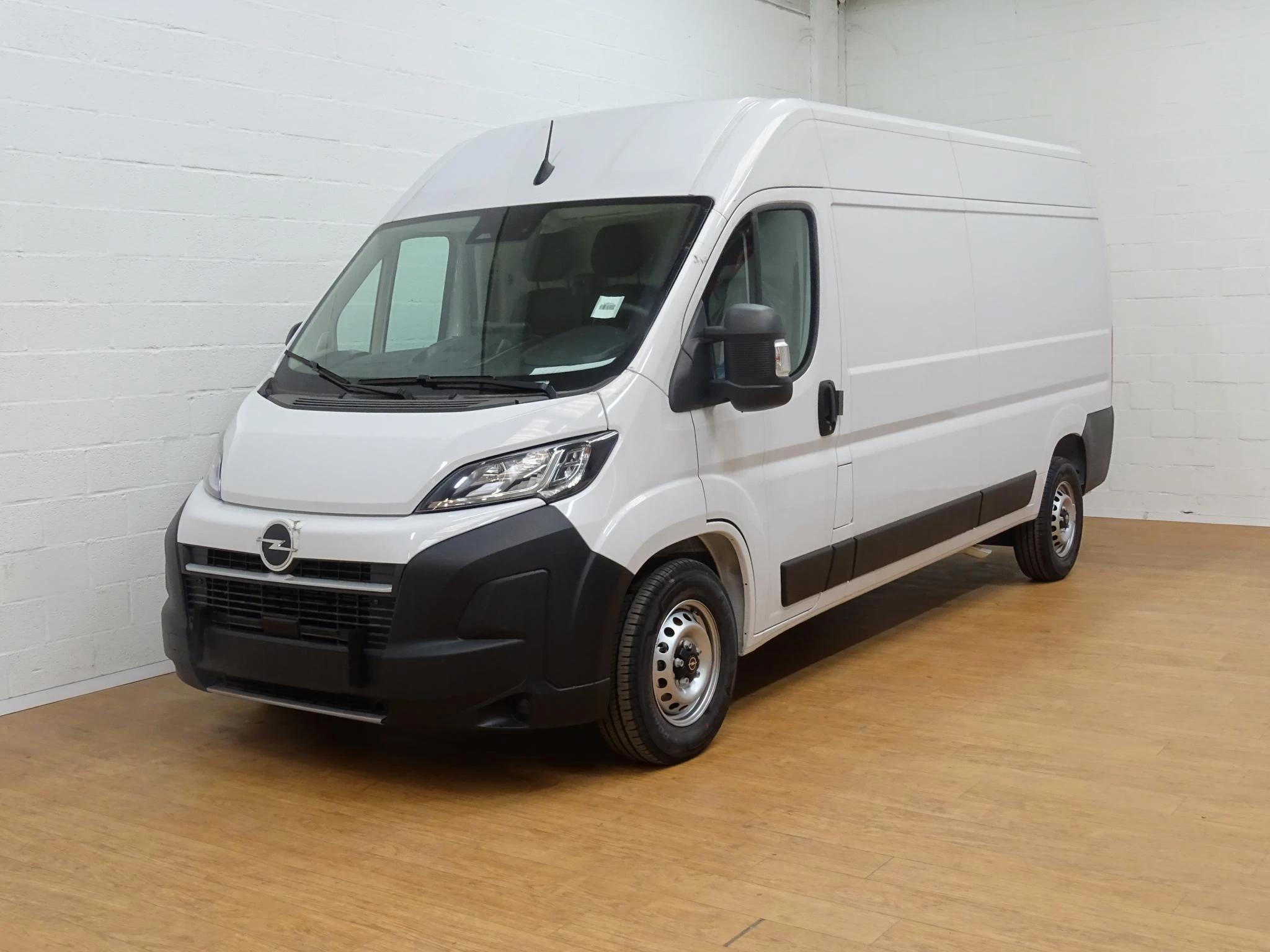 Opel-Movano-image-2