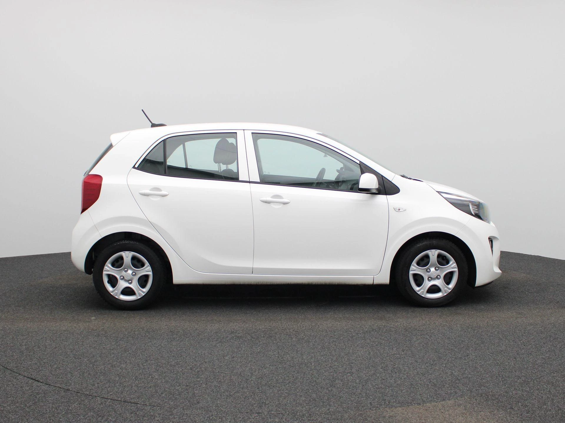 Kia-Picanto-image-5