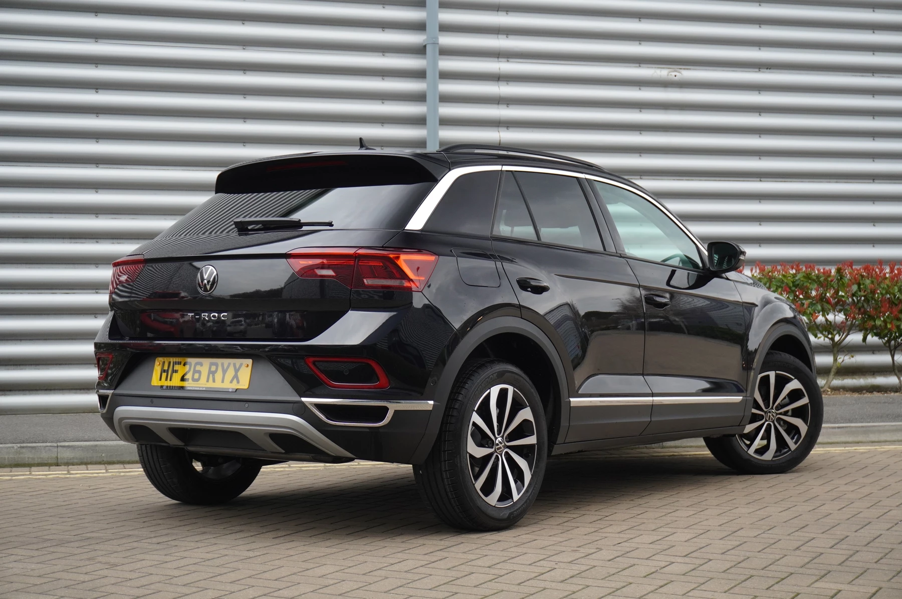 Volkswagen-T-Roc-image-13
