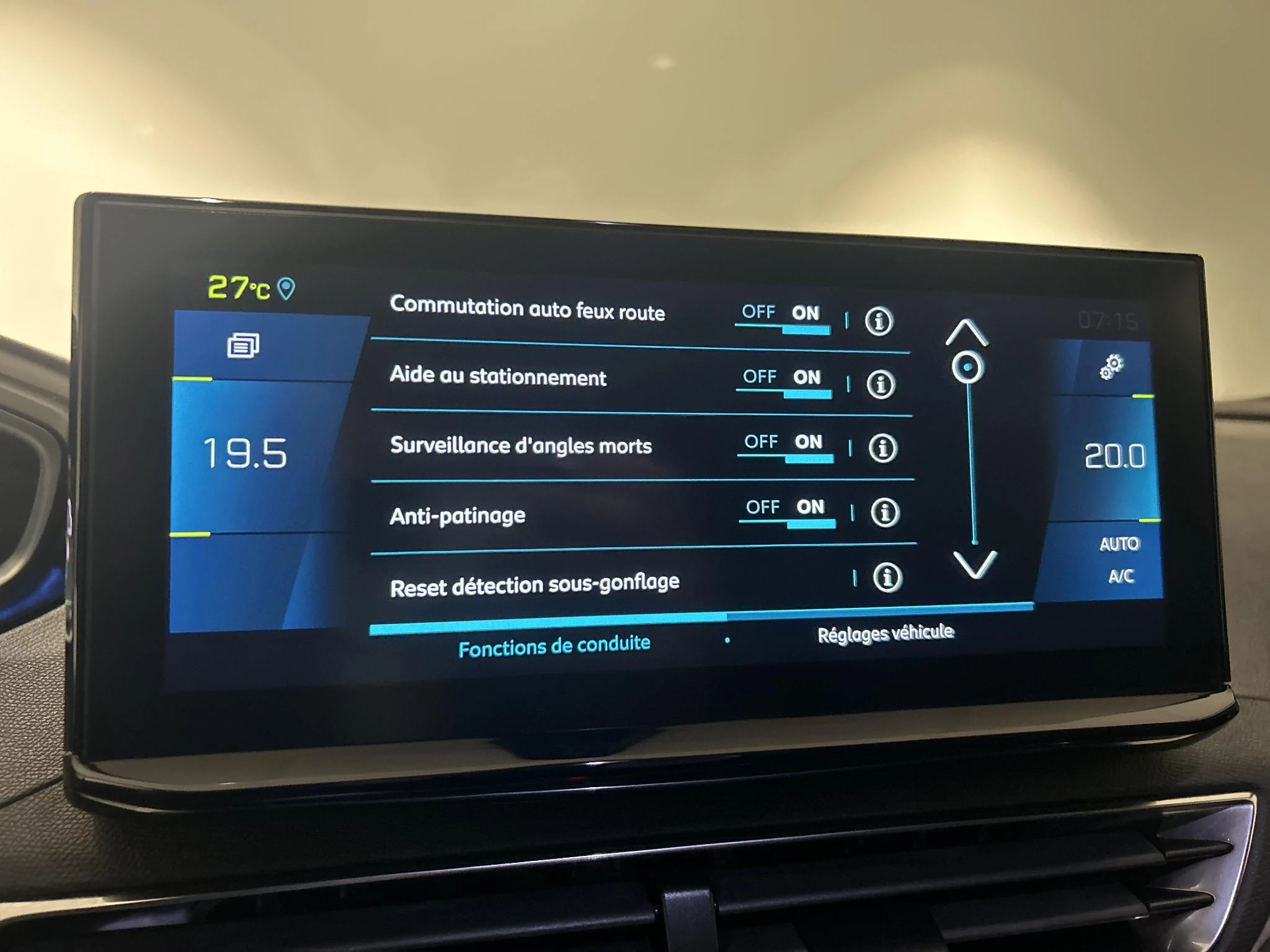 Peugeot 3008 1.6 HYbrid 225 GT