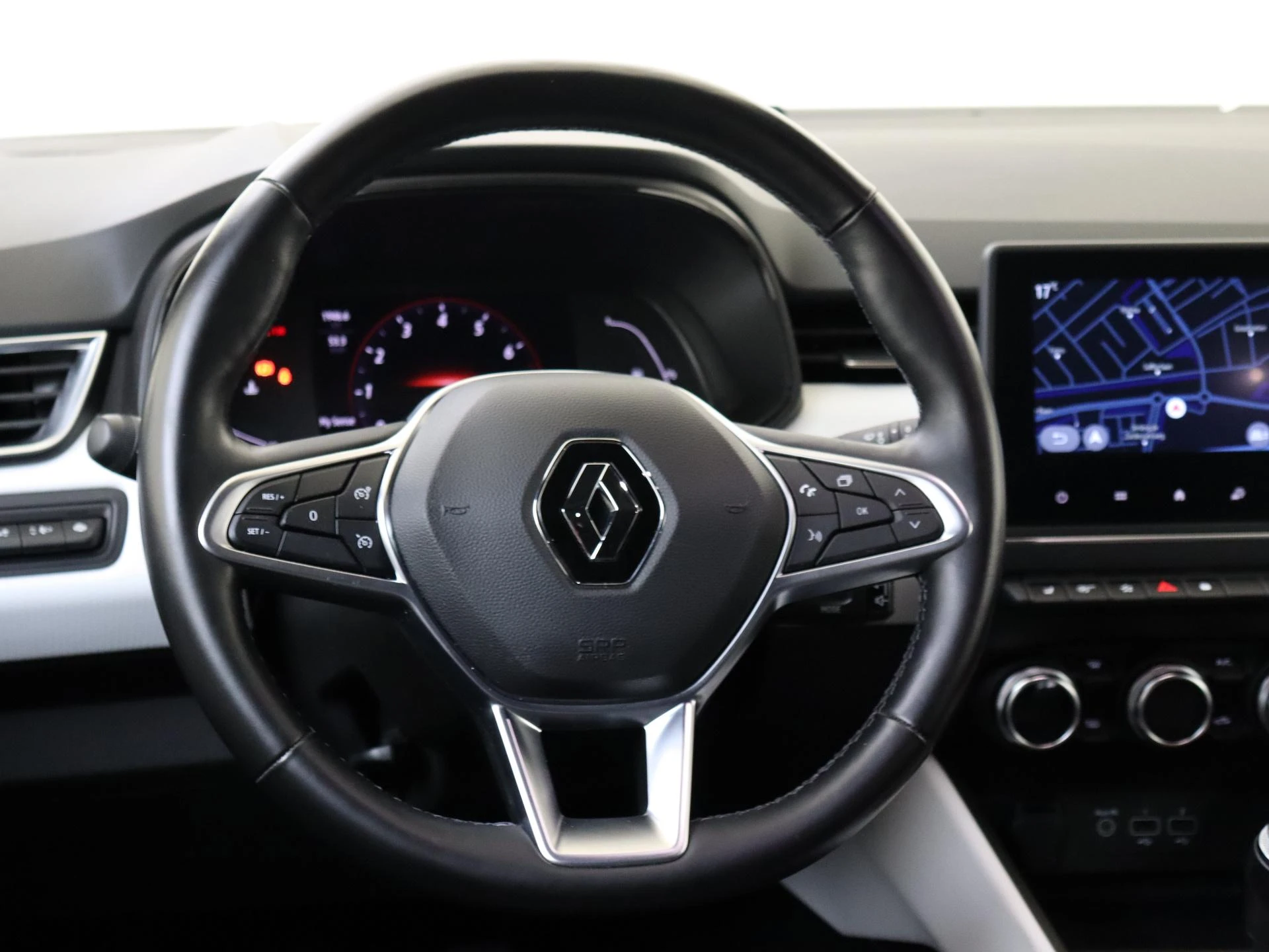 Renault-Clio-image-9