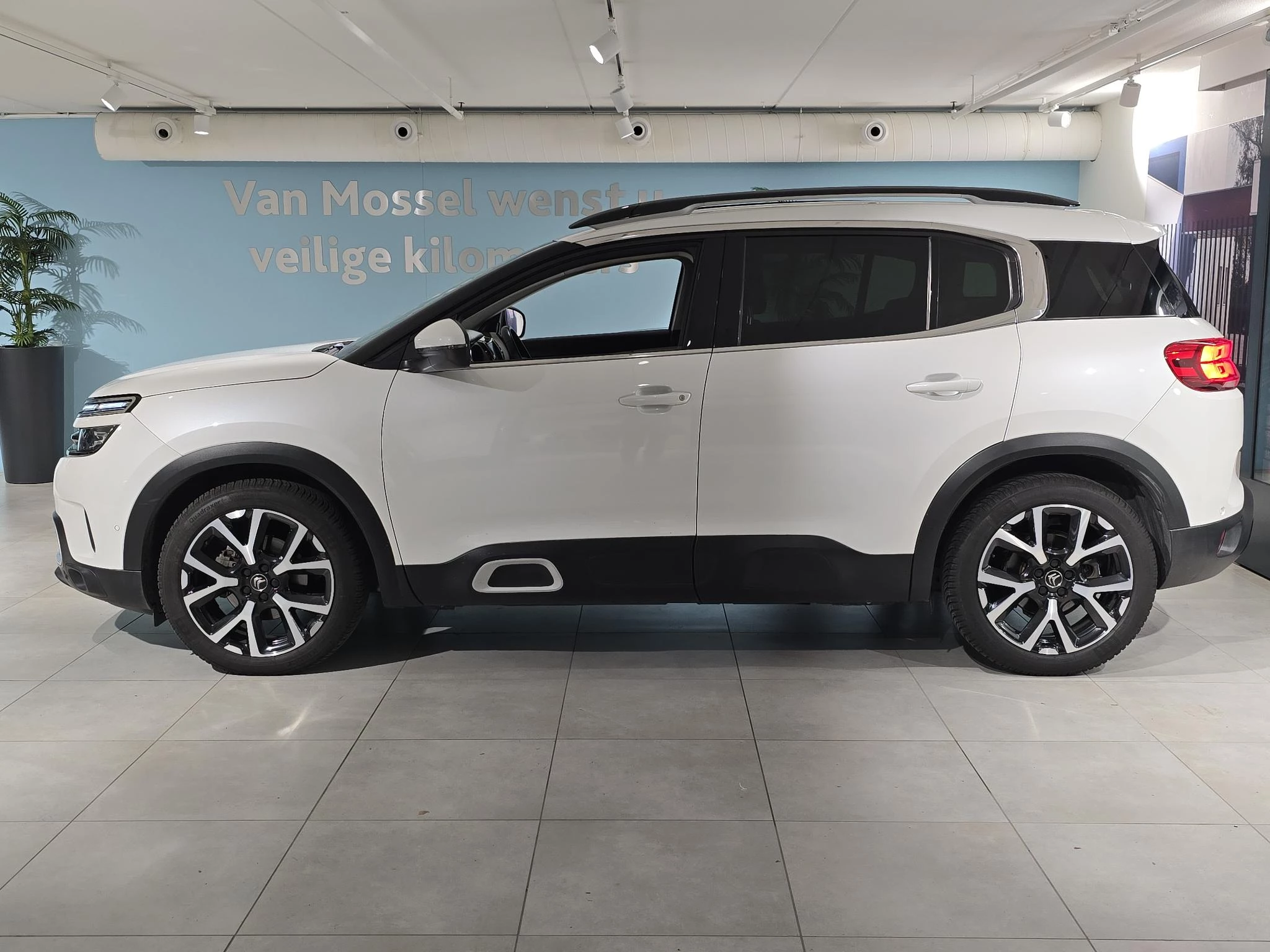 Citroën-C5 Aircross-image-17