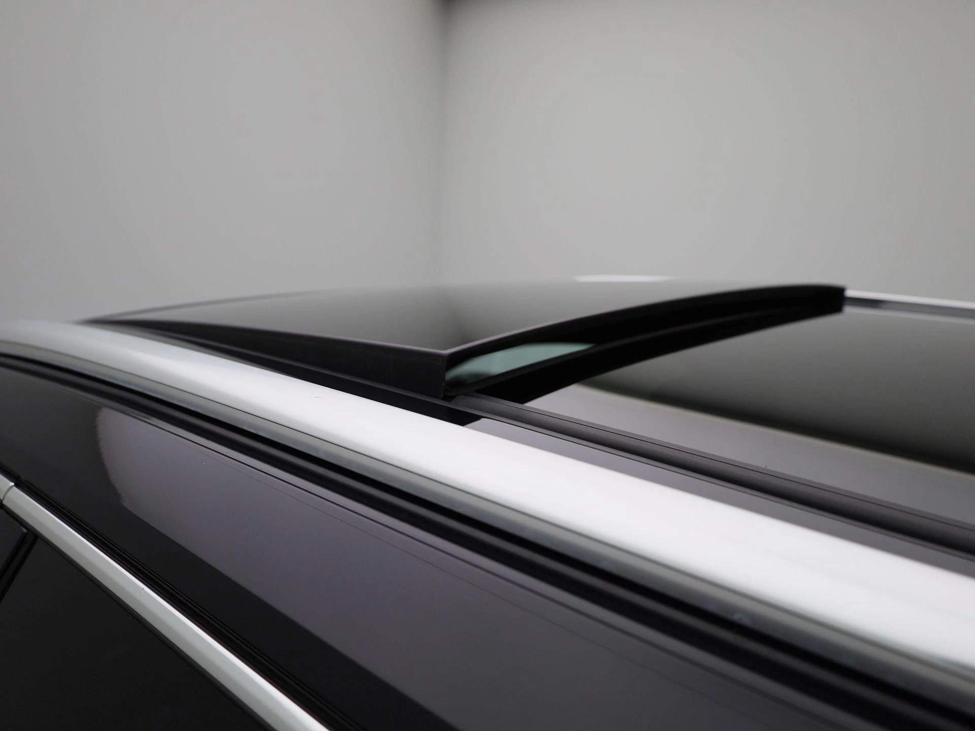 Volkswagen-Passat-image-35