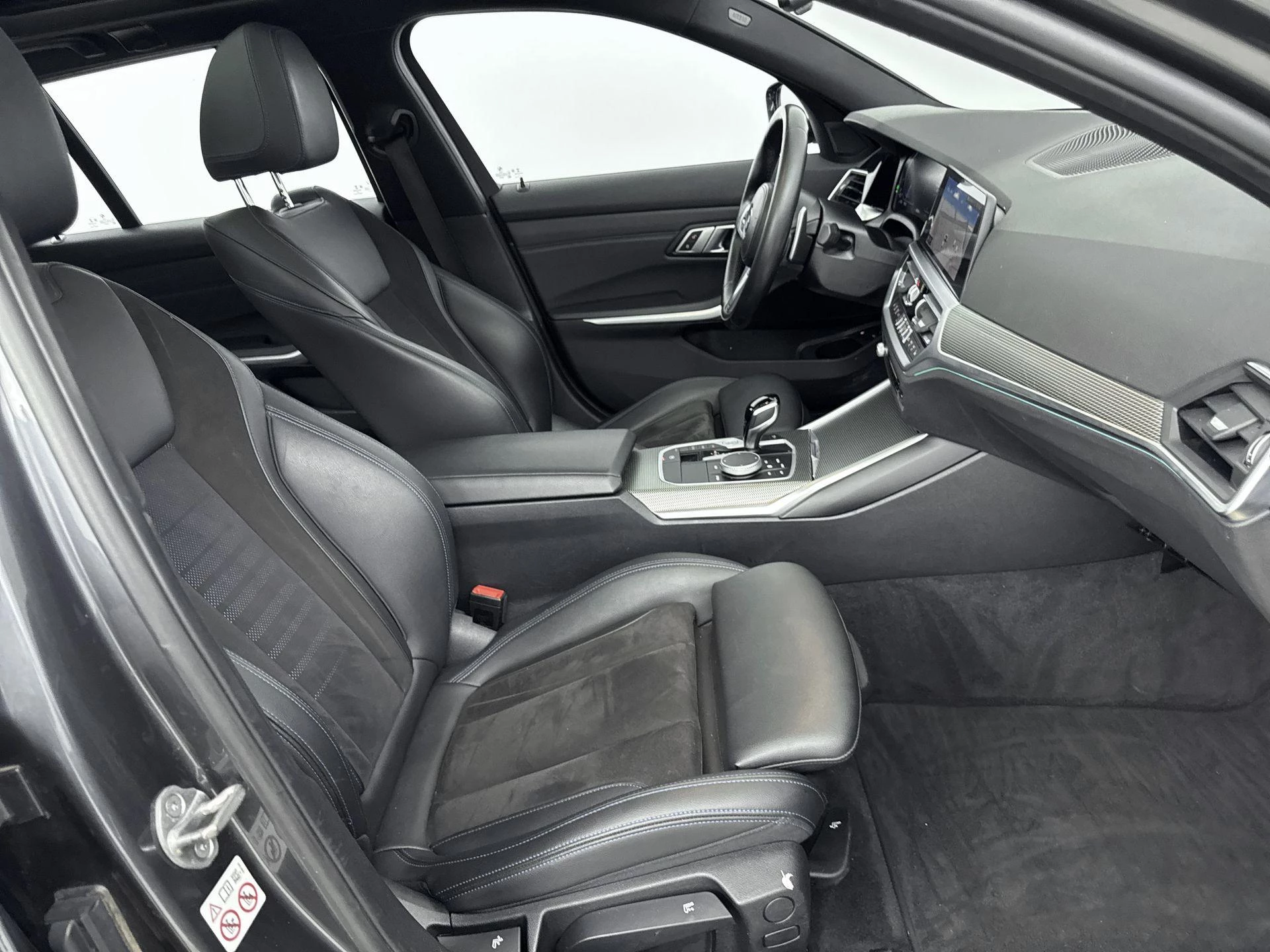 BMW-3 Serie-image-28
