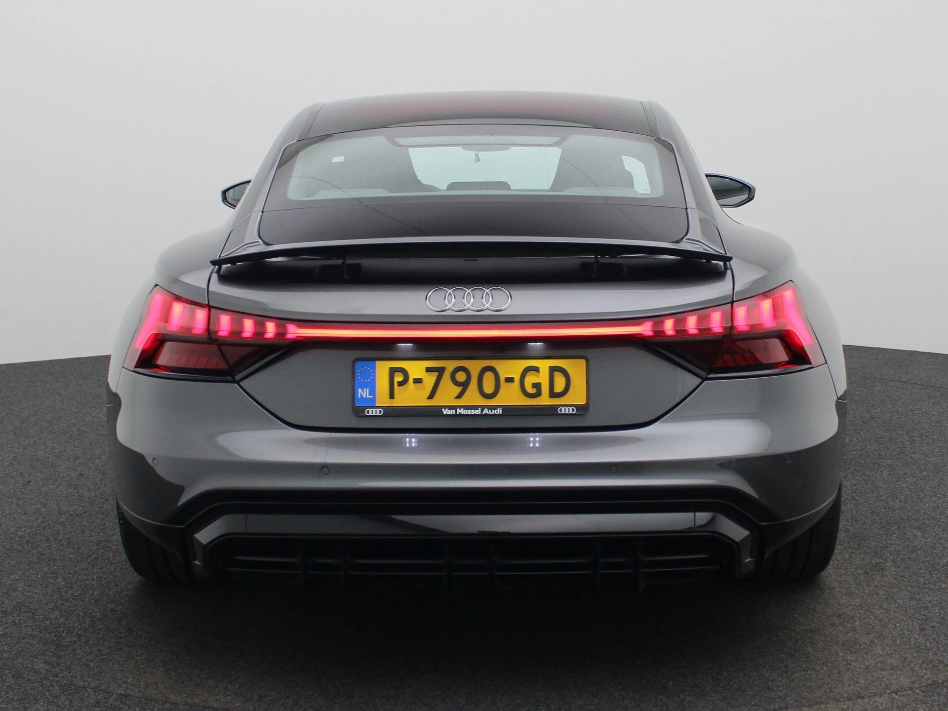 Audi e-tron GT 93 kWh 476 PK