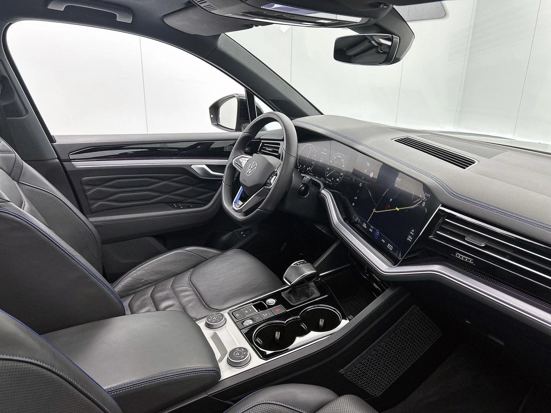 Volkswagen Touareg 3.0 TSi 4MOTION R