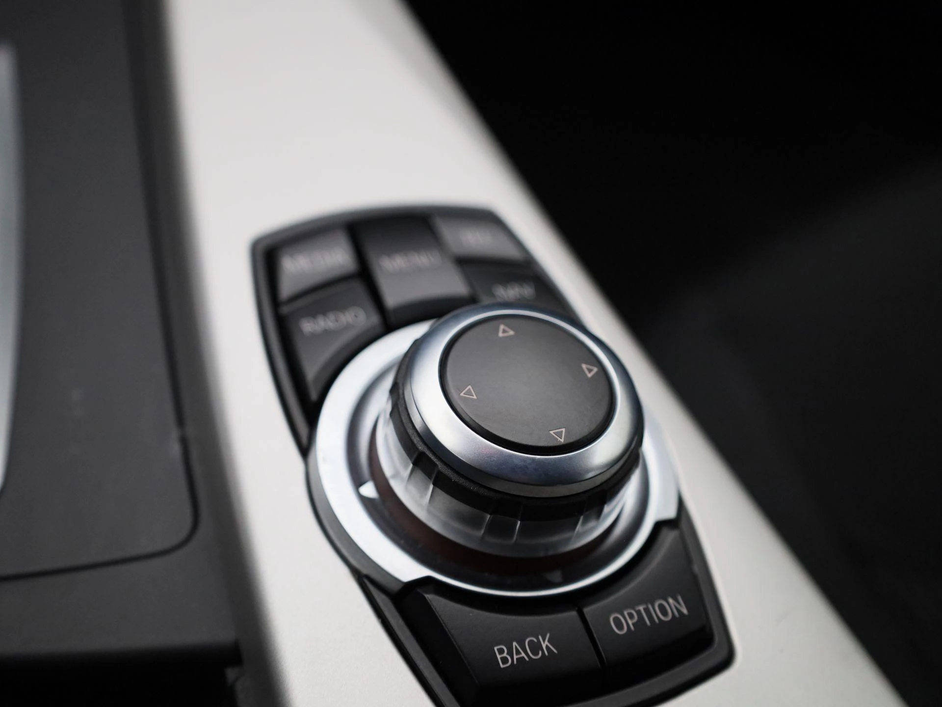BMW-3 Serie-image-23
