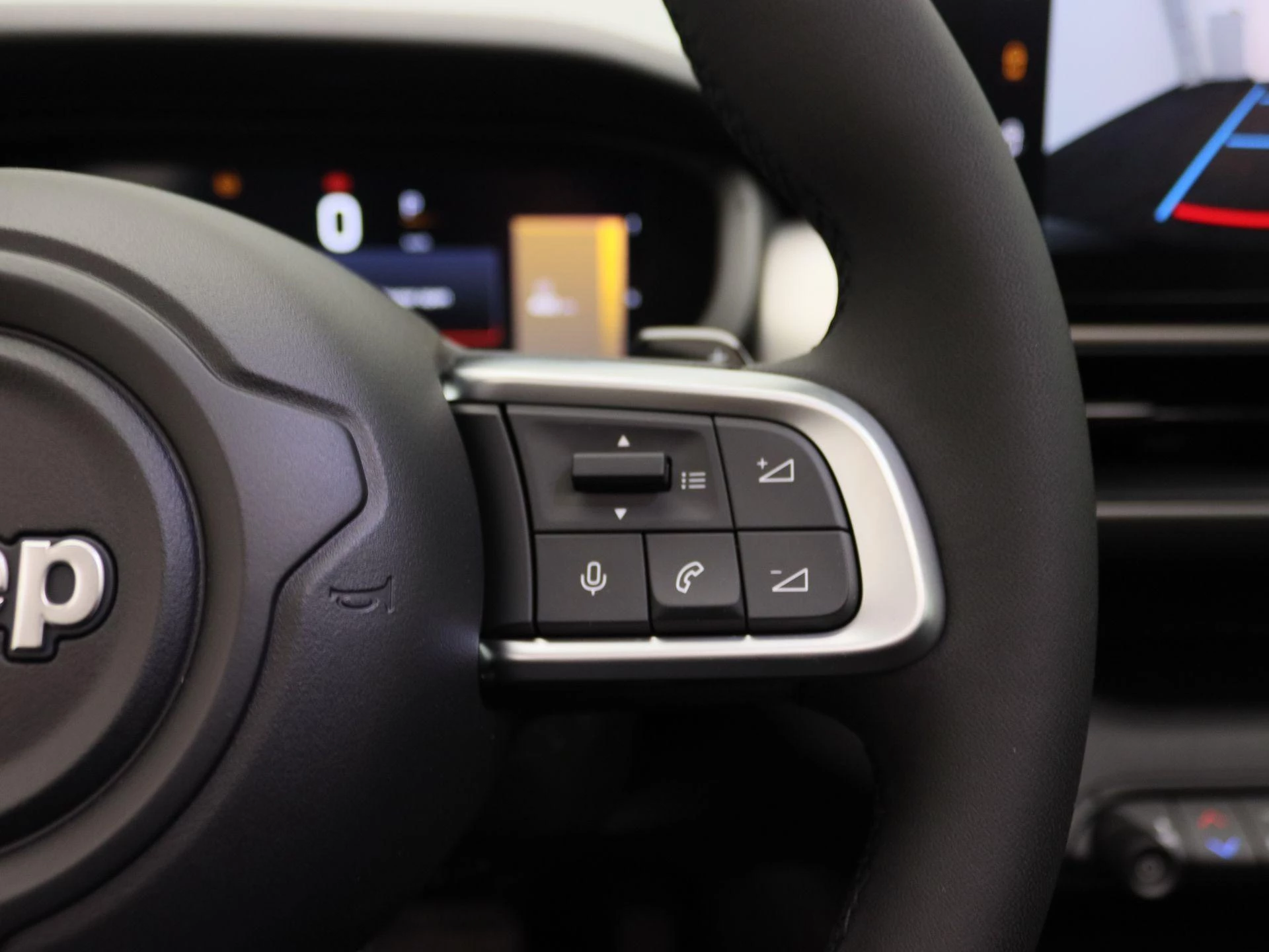 Jeep Avenger 1.2 e-Hybrid Summit