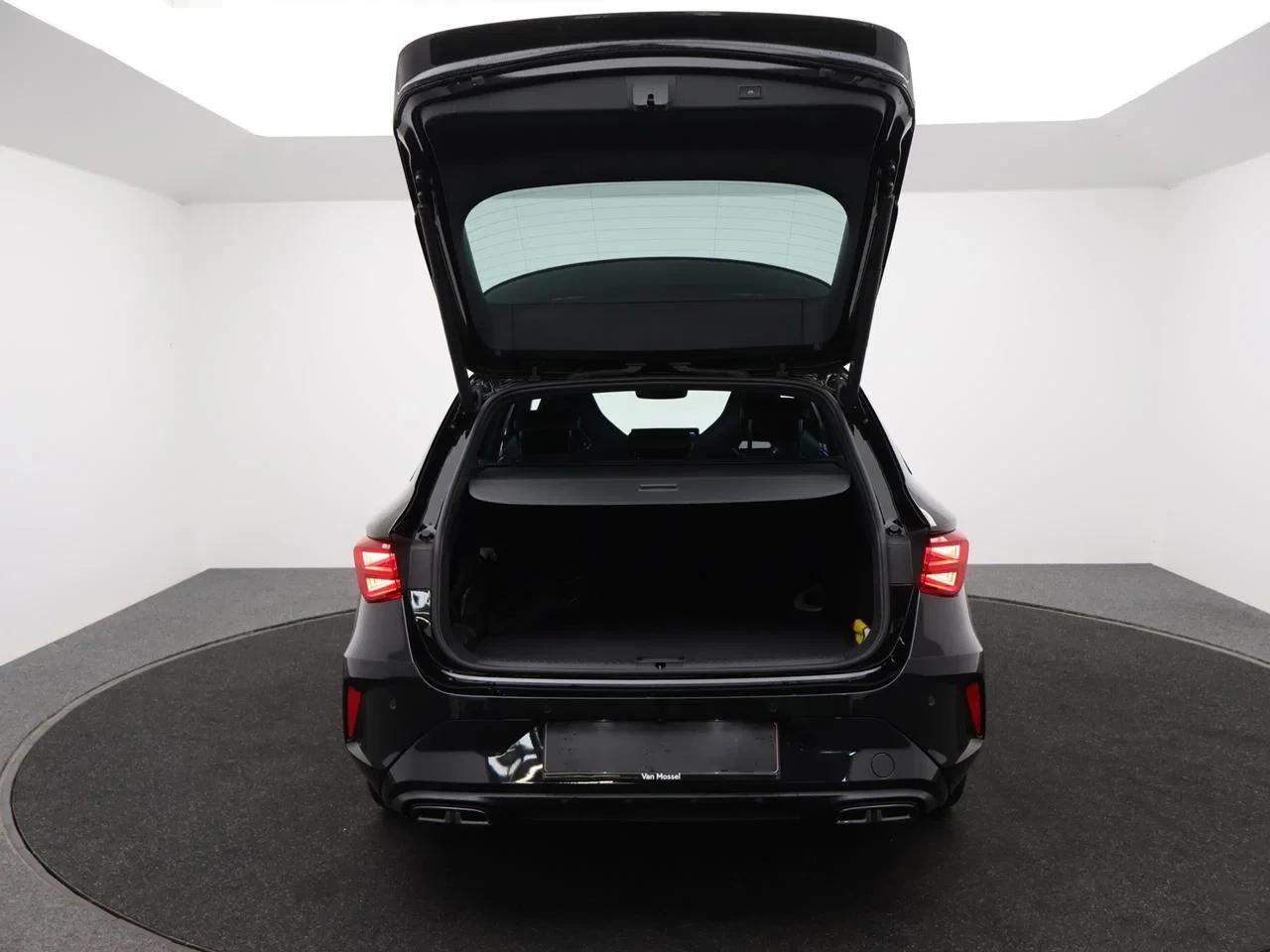 CUPRA-Leon Sportstourer-image-12