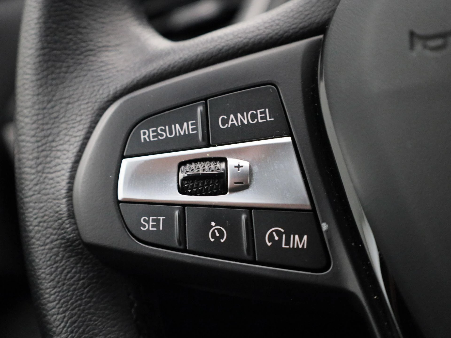 BMW-1 Reeks-image-17