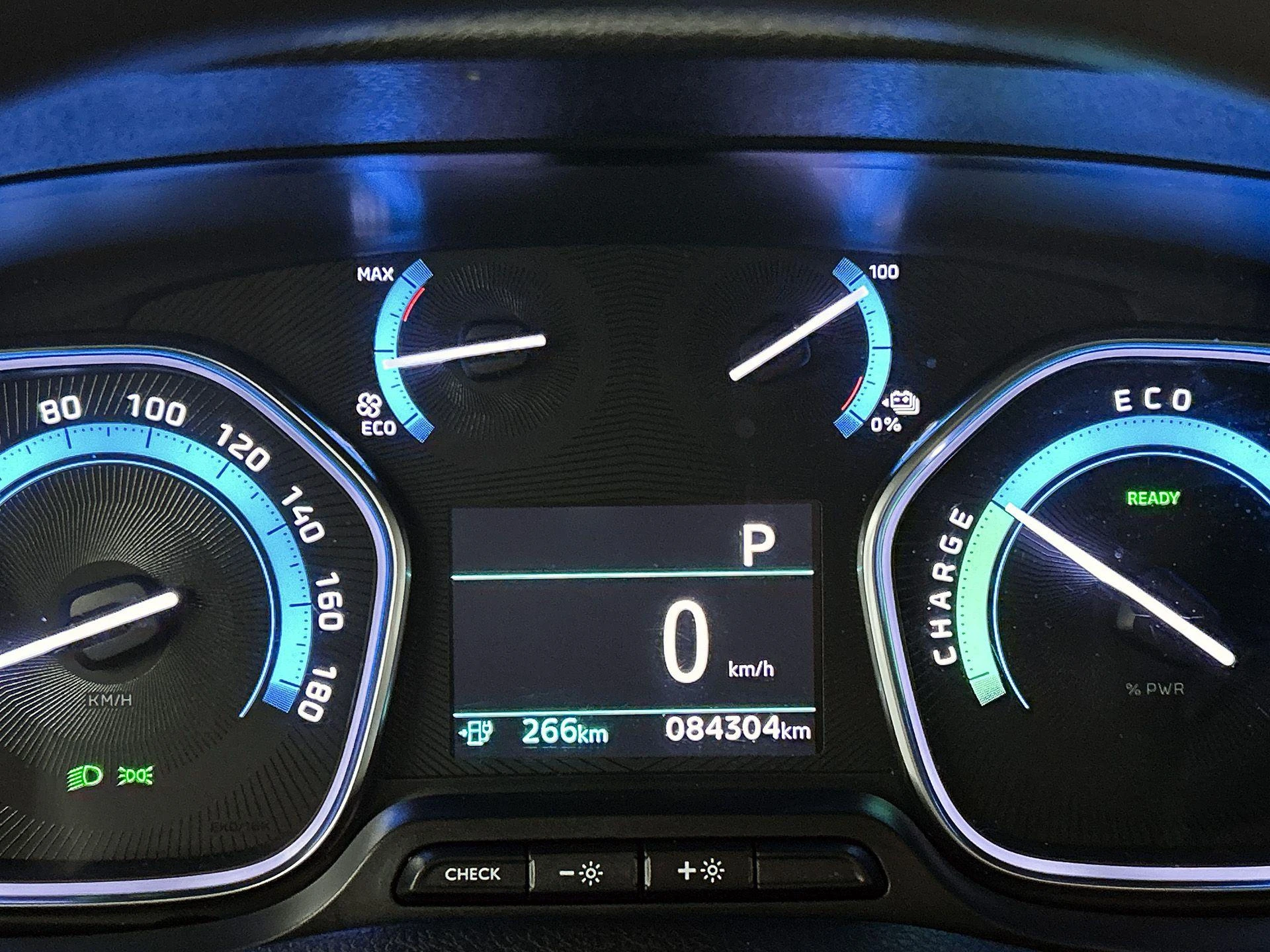 Opel-Vivaro-e-image-13