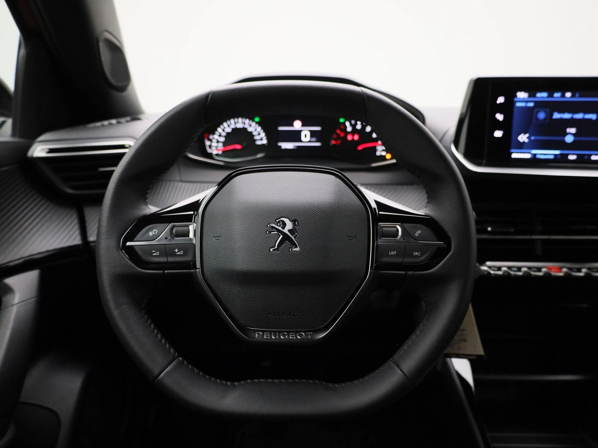 Peugeot-2008-image-6