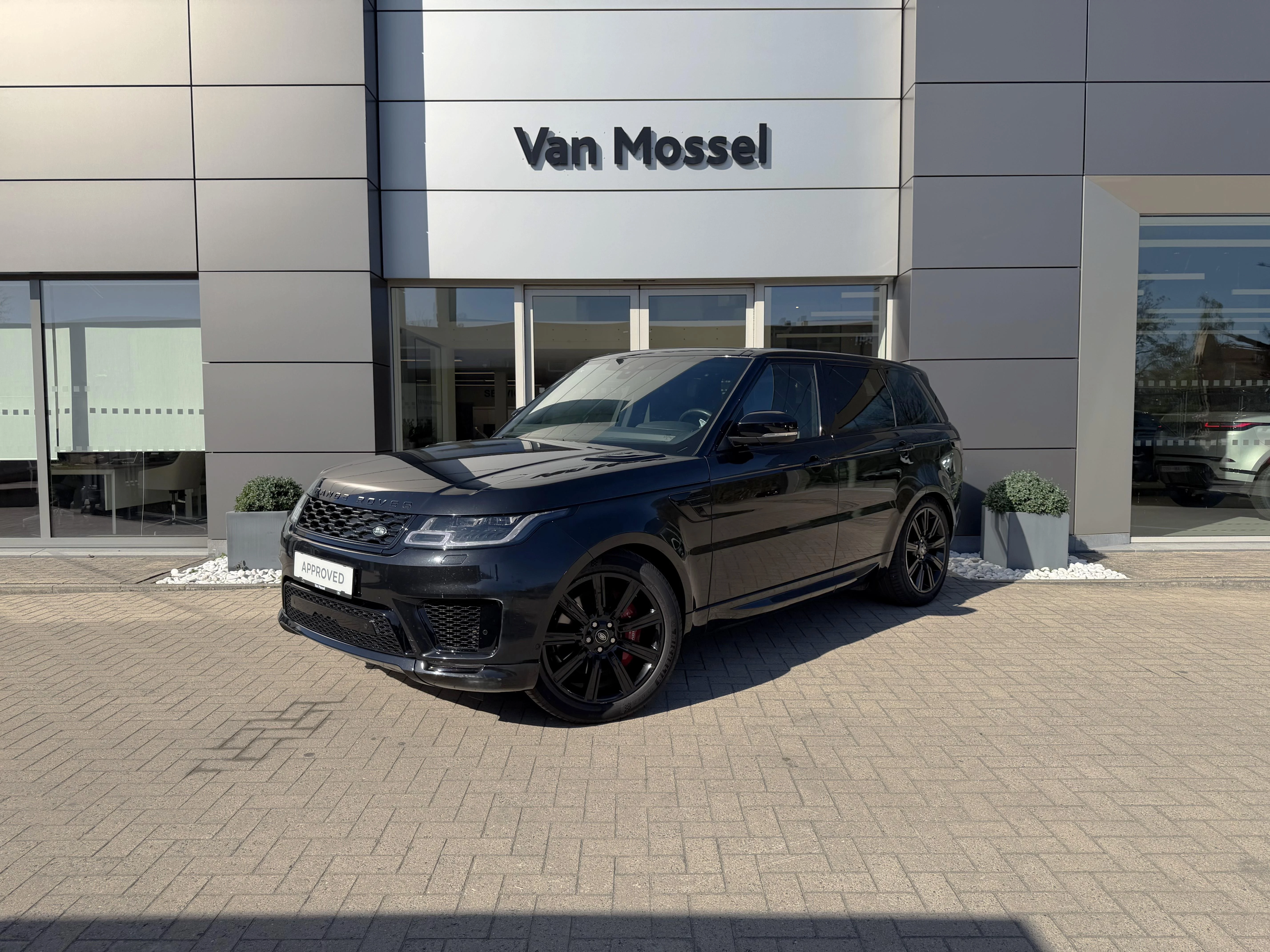 Land Rover-Range Rover Sport-image-0
