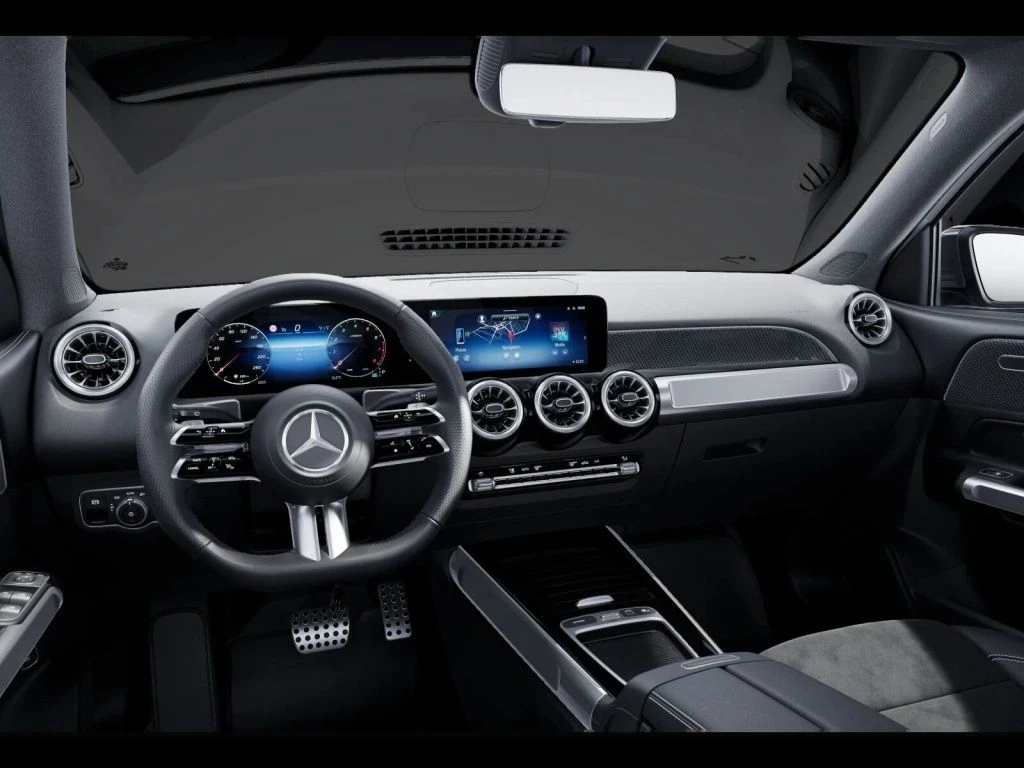 Mercedes-Benz-GLB 200-image-9